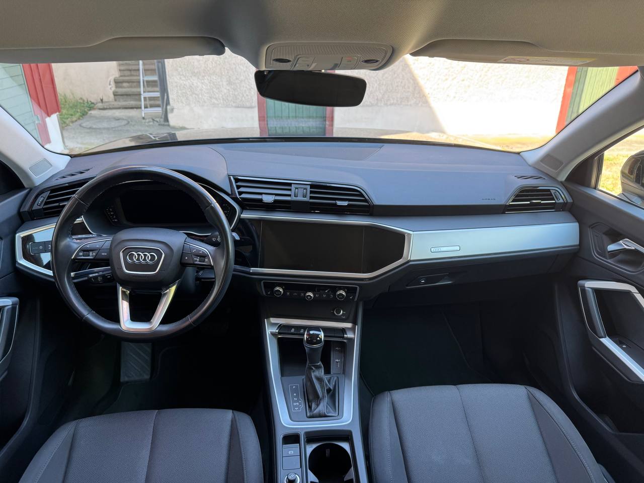 AUDI Q3 35 TFSI advanced S-tronic-image-9