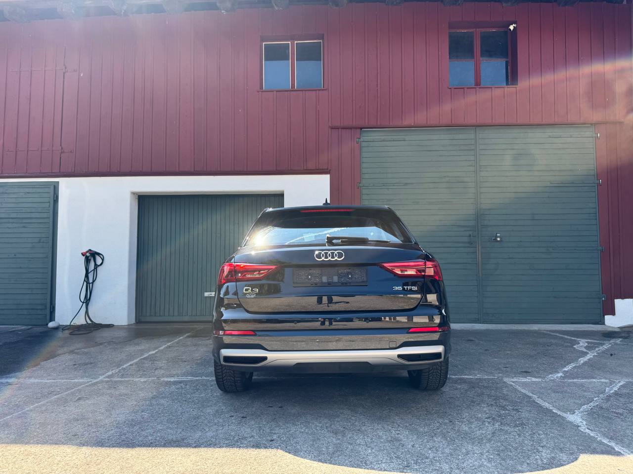 AUDI Q3 35 TFSI advanced S-tronic-image-2
