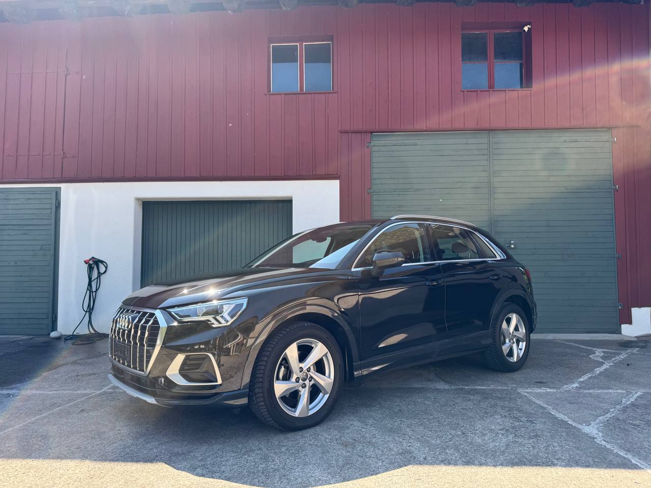 AUDI Q3 35 TFSI advanced S-tronic-image-0