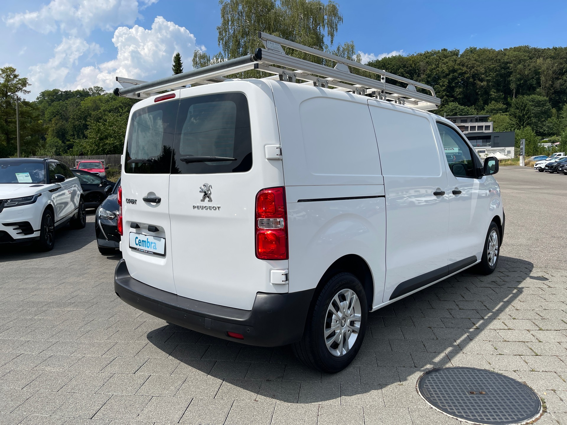 PEUGEOT Expert 2.0 BlueHDi 120 S&S Premium Standard-image-3