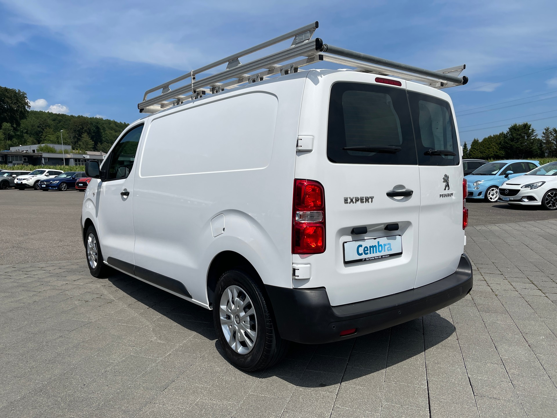 PEUGEOT Expert 2.0 BlueHDi 120 S&S Premium Standard-image-2