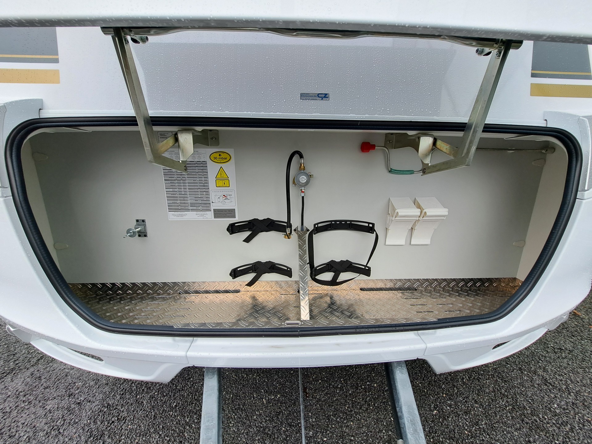 BÜRSTNER Averso Plus 490 TL B66-image-13