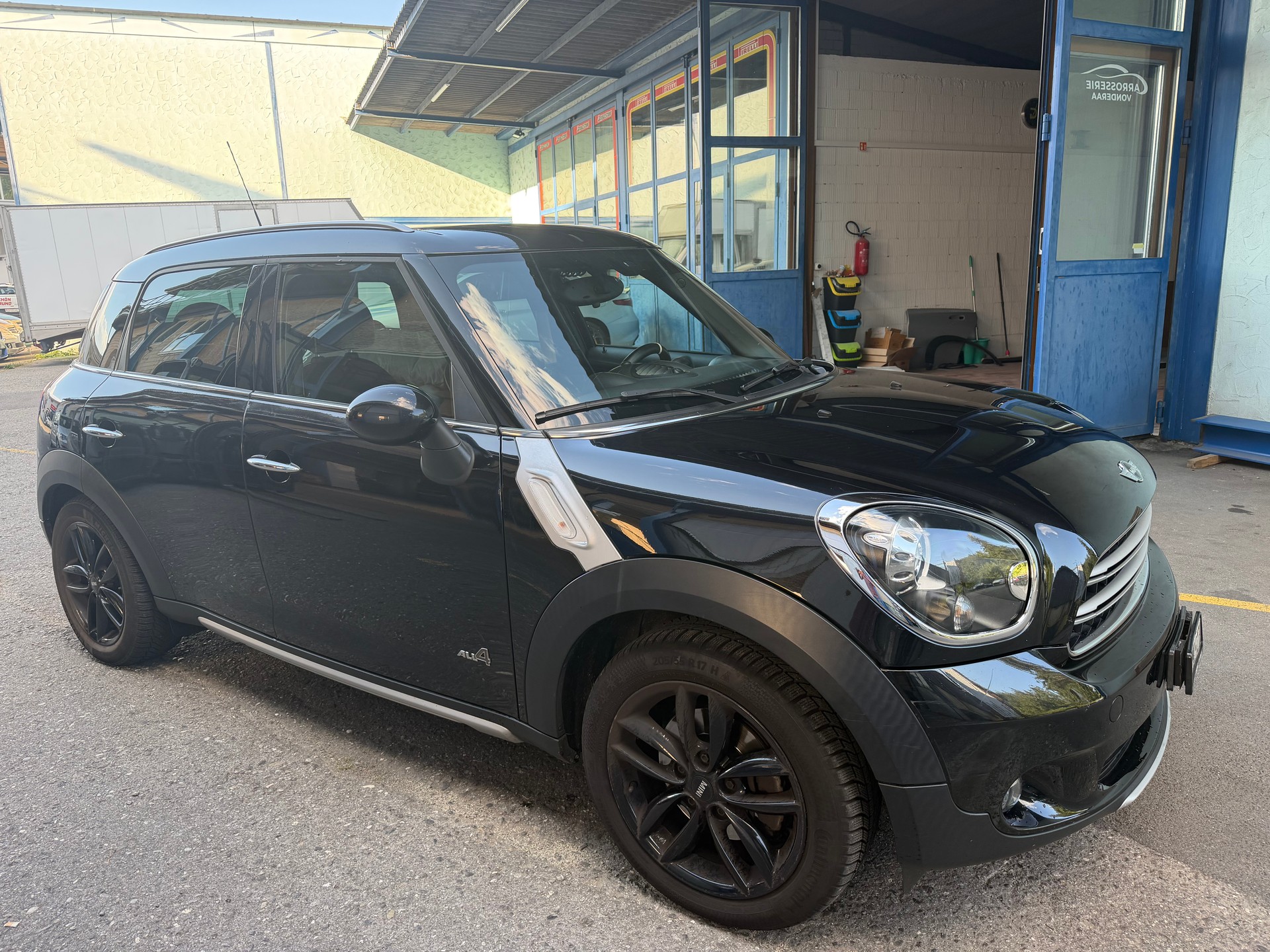 MINI Countryman Cooper ALL4 Steptronic-image-11