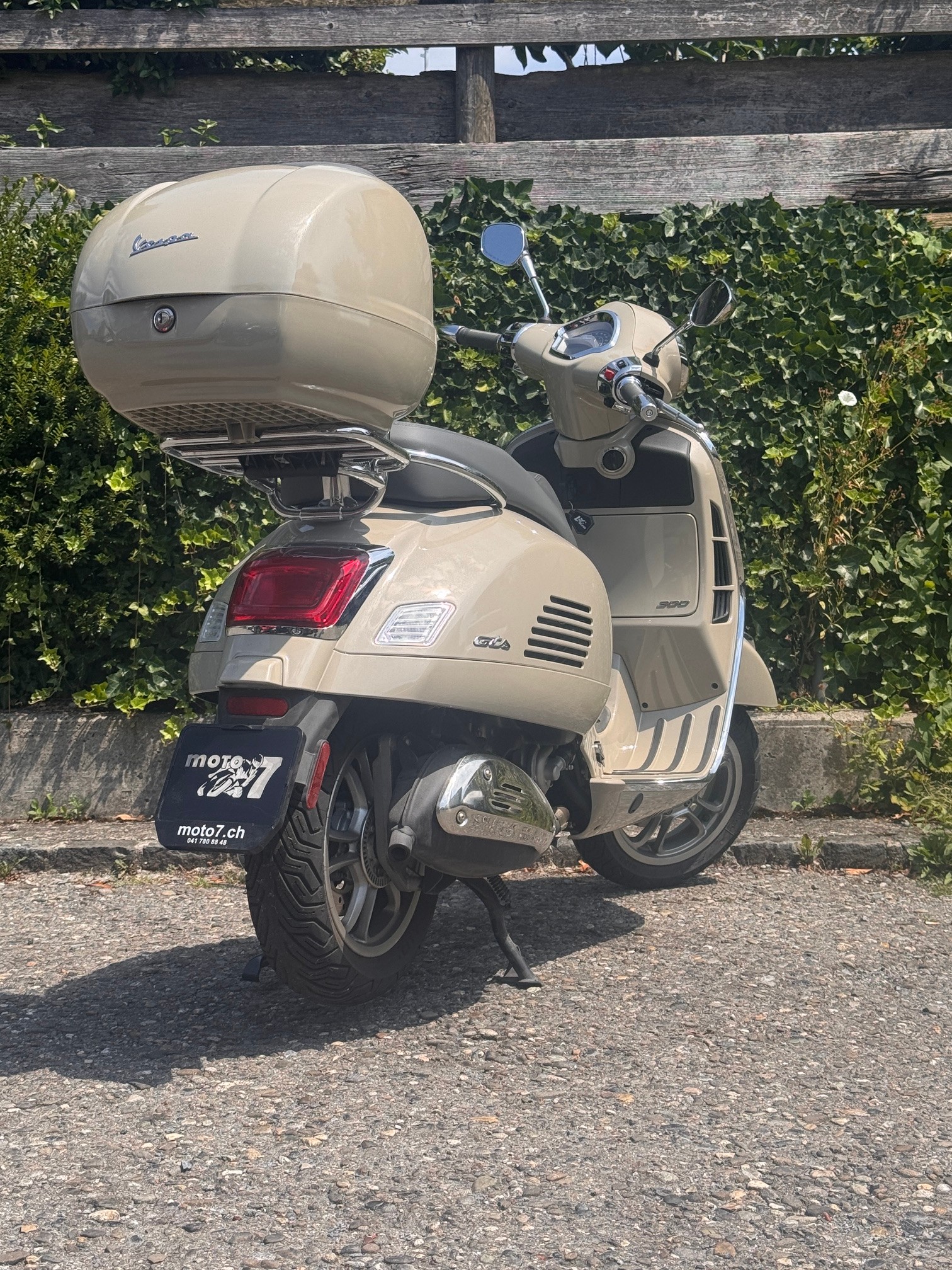 PIAGGIO Vespa GTS 300 ABS-image-4