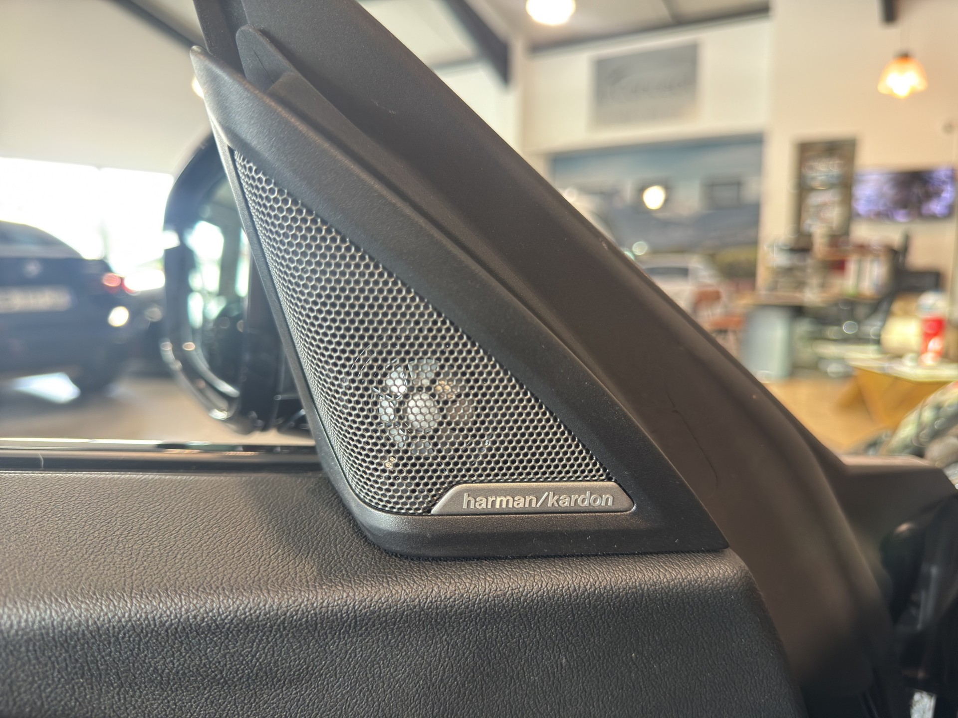 BMW 220d M Sport Pro-image-23