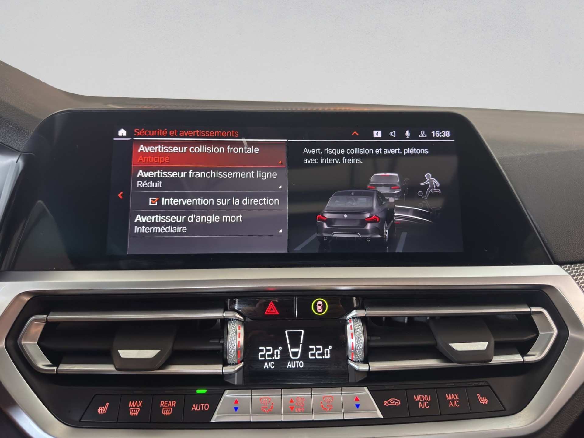 BMW 220d M Sport Pro-image-21