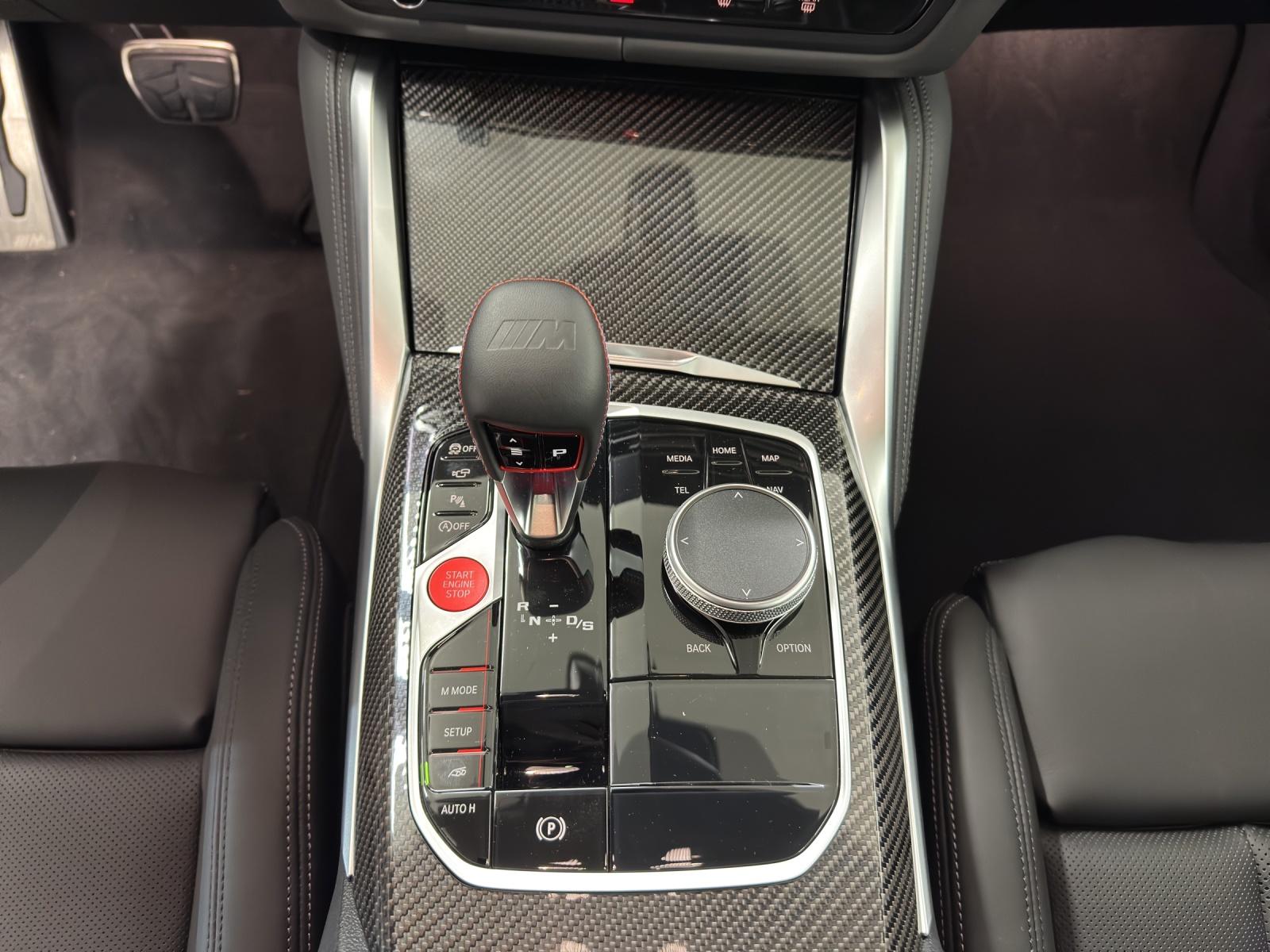 BMW M4 Competition xDrive Coupé-image-11