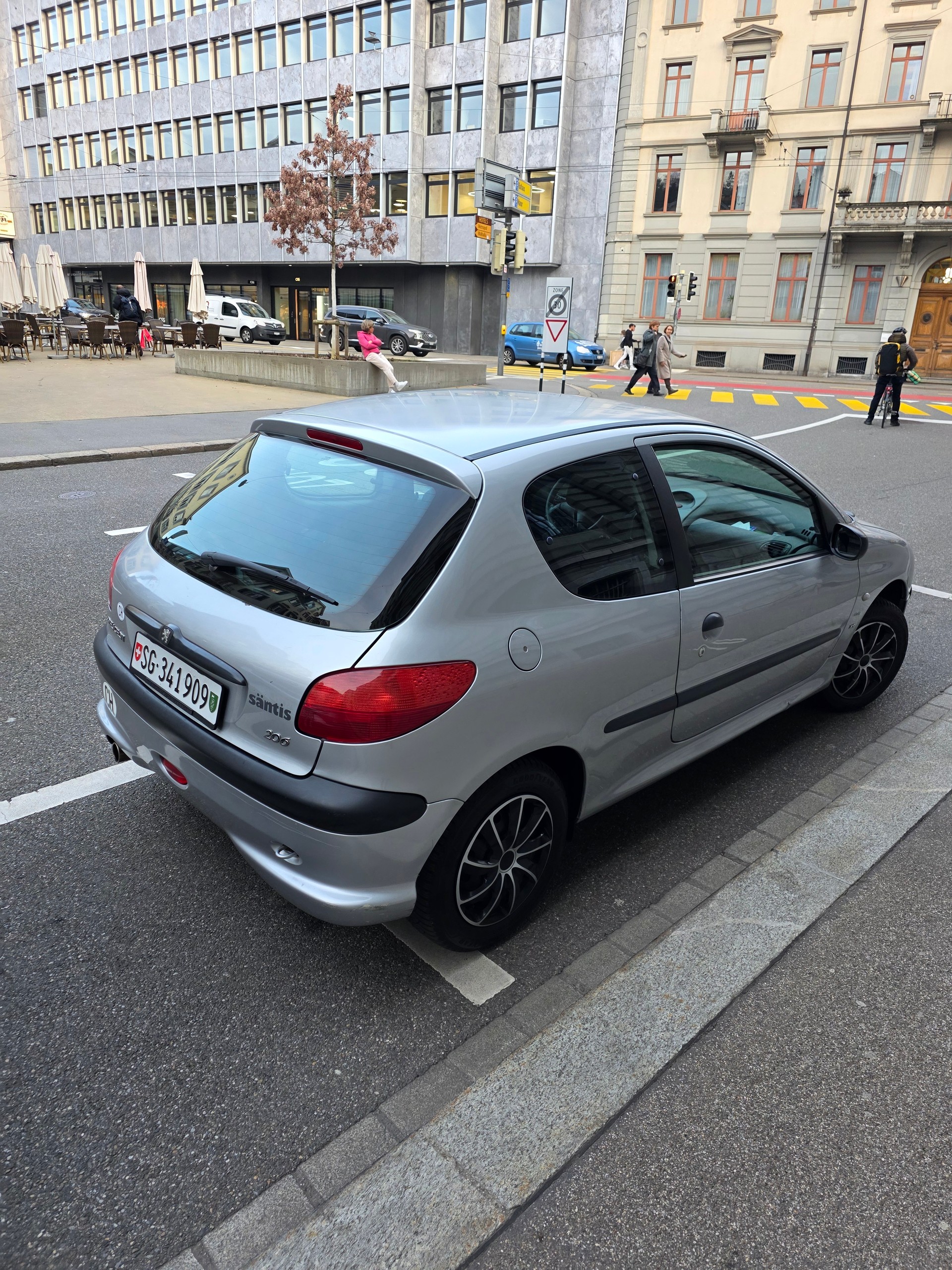PEUGEOT 206 1.6 XT Premium-showroom-element-2