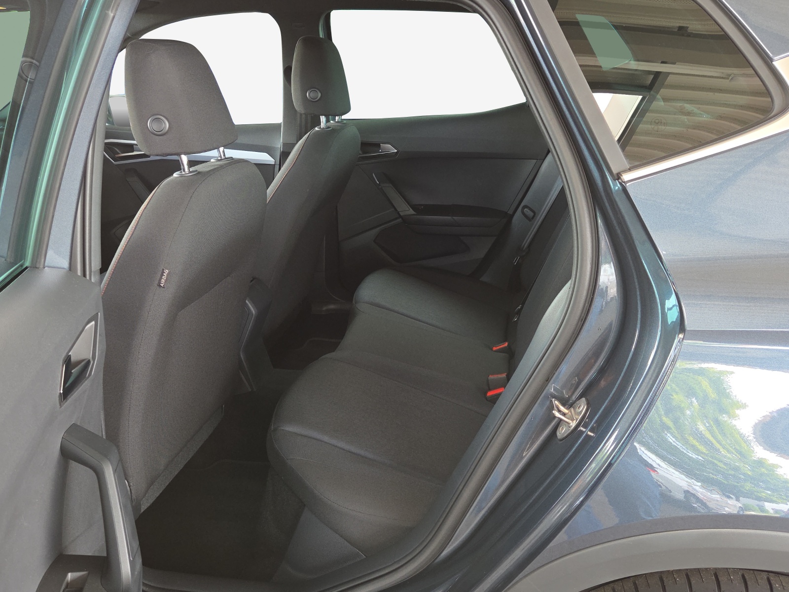 SEAT Arona 1.5 Eco TSI FR DSG-image-11