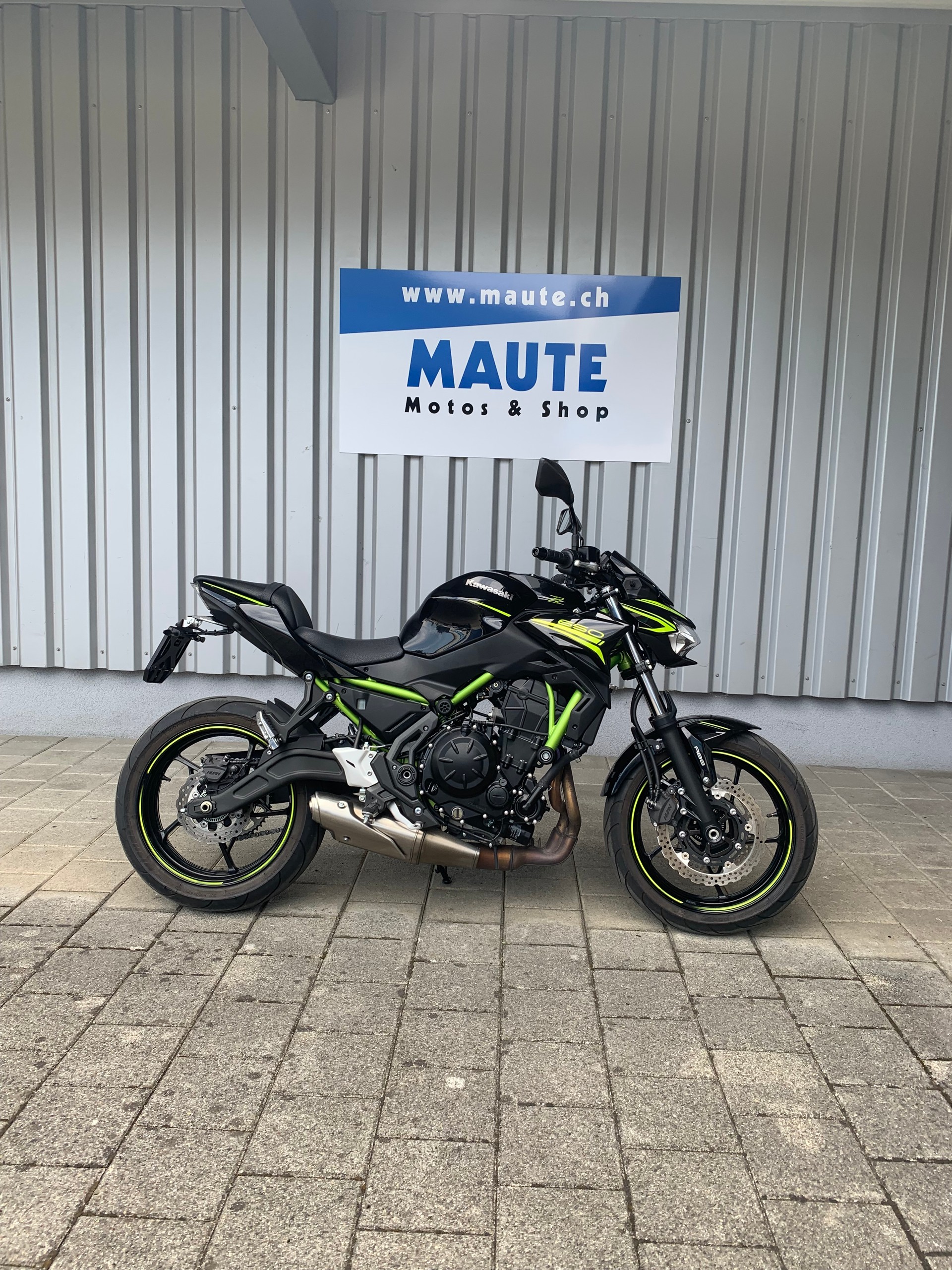 KAWASAKI Z 650 (35kW)