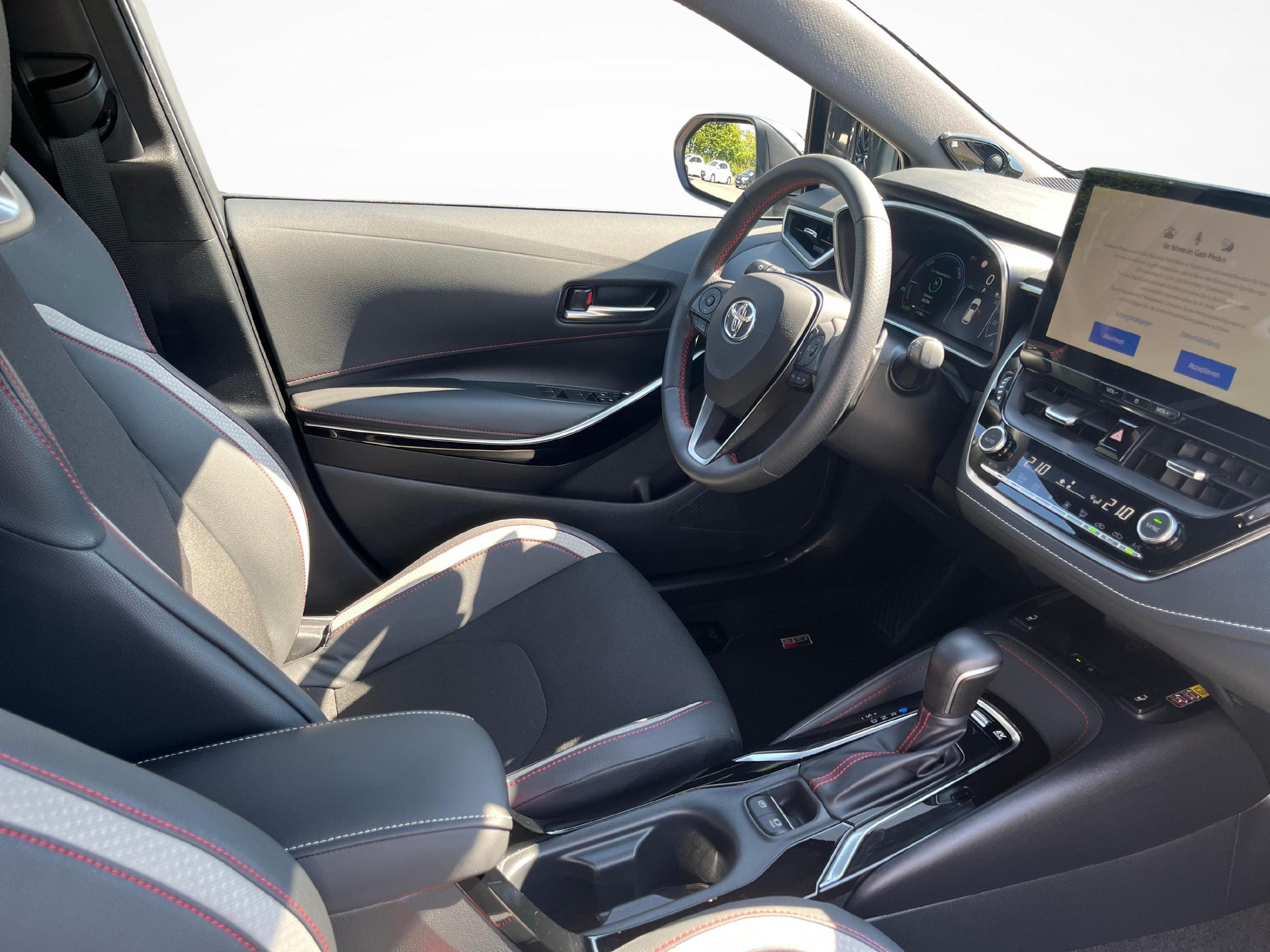 TOYOTA Corolla 2.0 HSD GR Sport-image-9