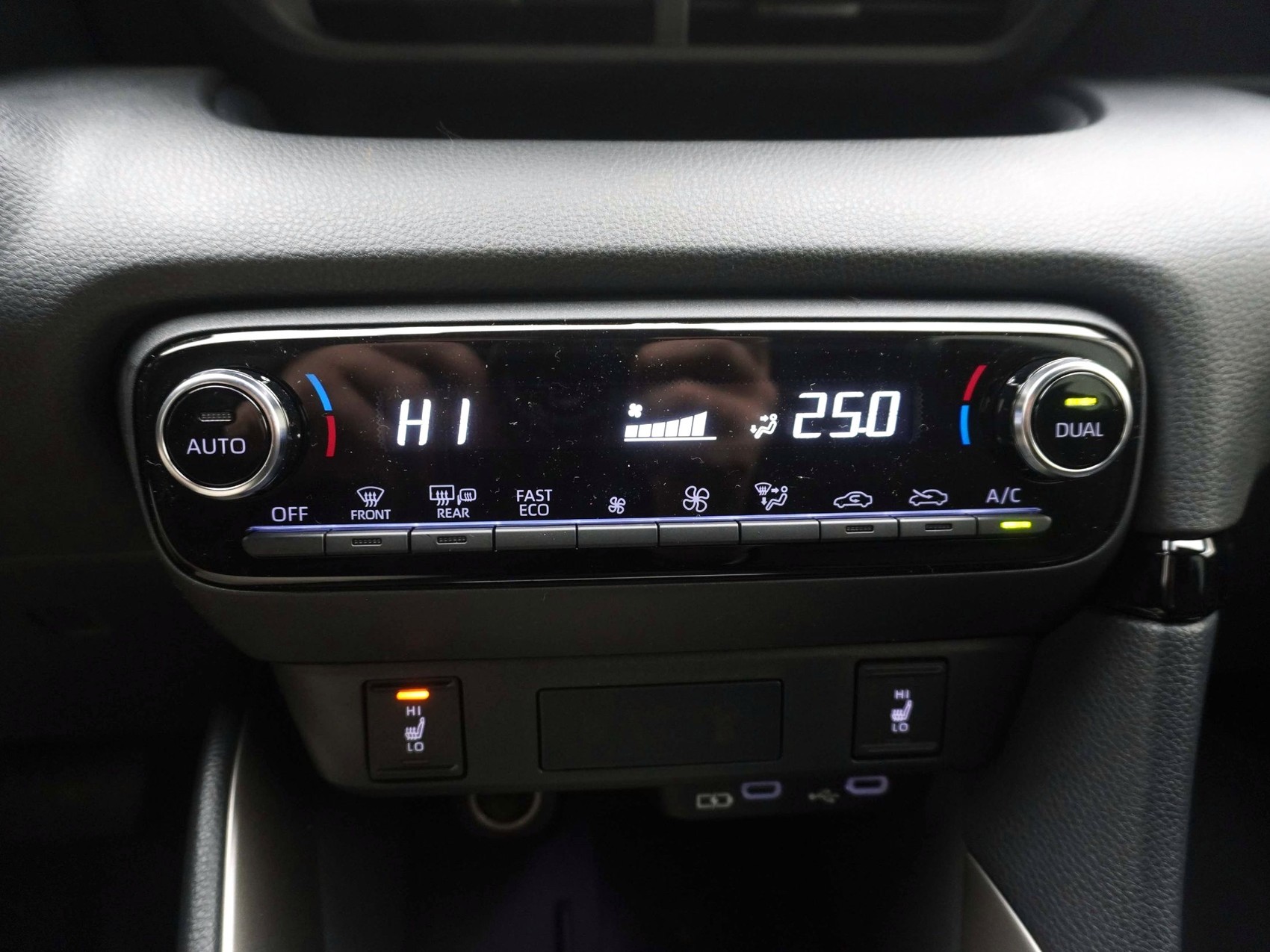 MAZDA 2 1.5 Hybrid Homura-image-12