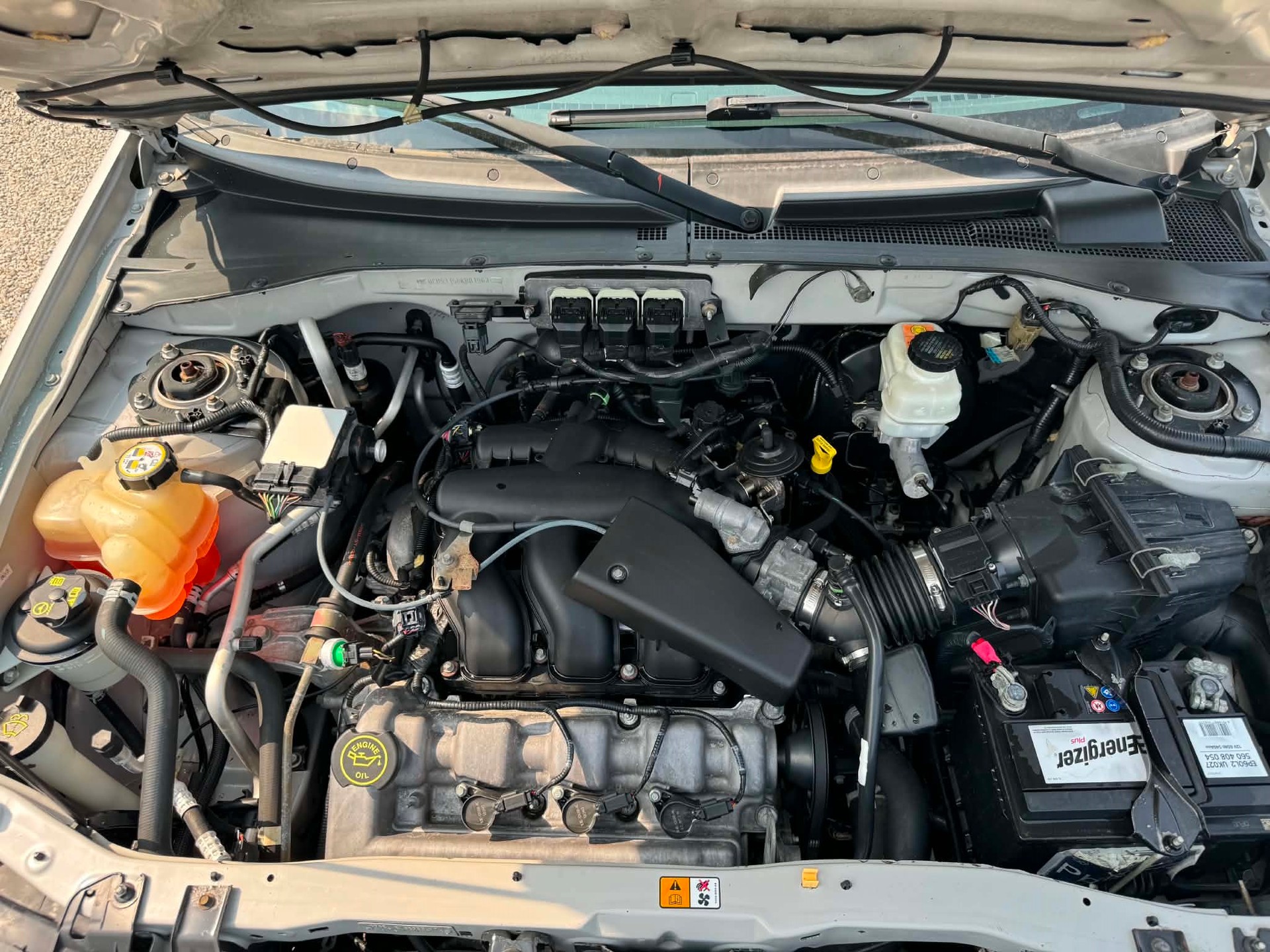 FORD Maverick 3.0 24V Executive-image-2