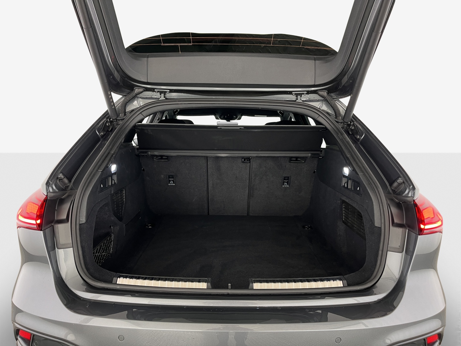AUDI A5 Avant TDI quattro 150 kW S tronic-image-12