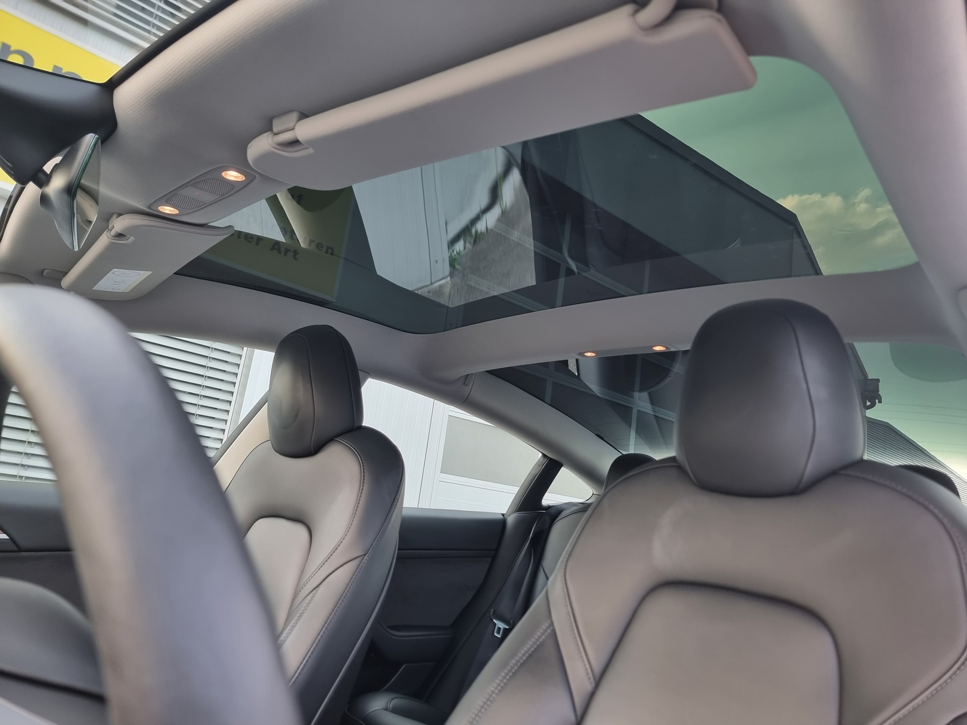 TESLA Model 3 Long Range Dual Motor AWD-image-6