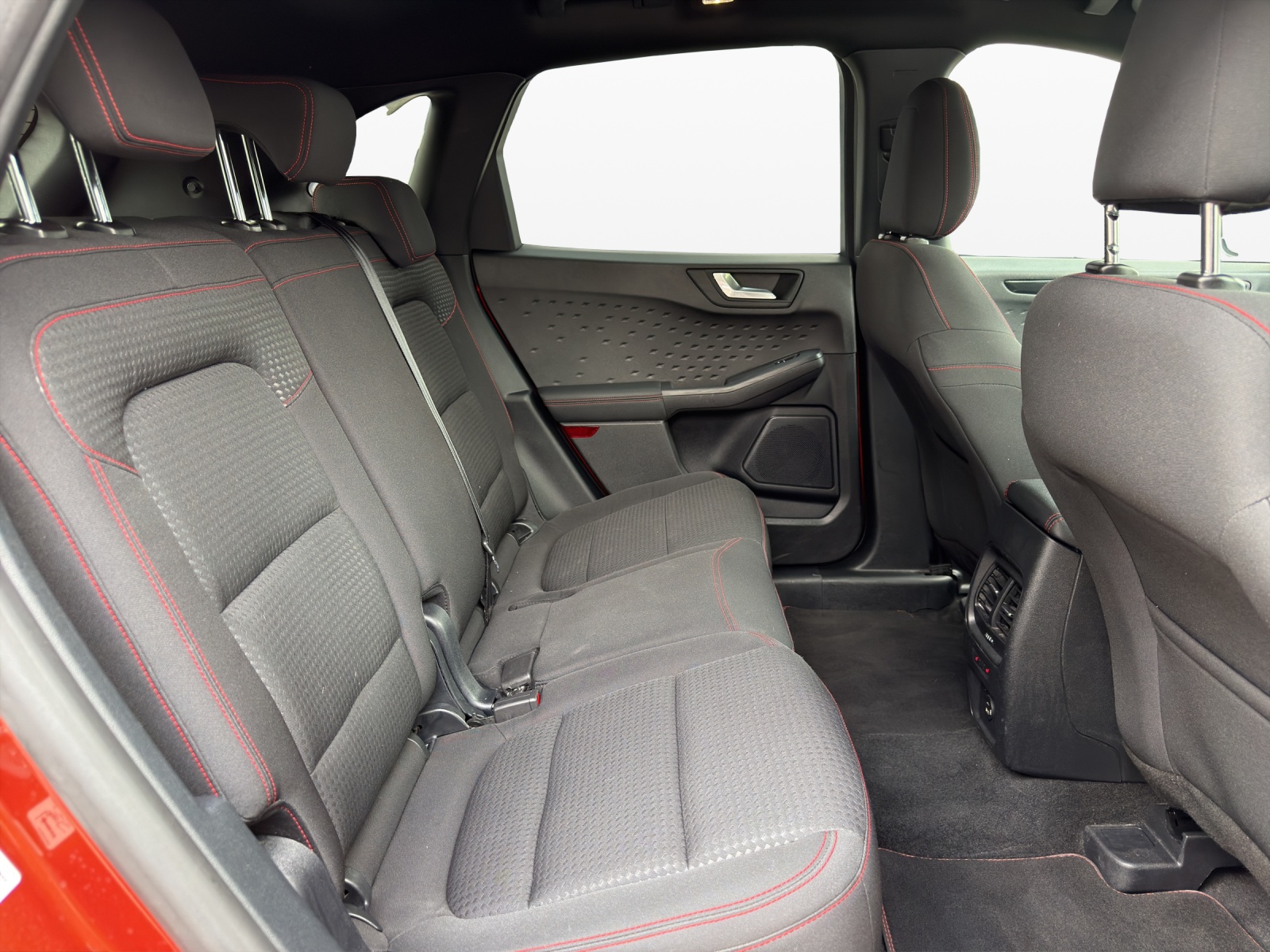FORD Kuga 2.5 PHEV ST-Line 2WD-image-18