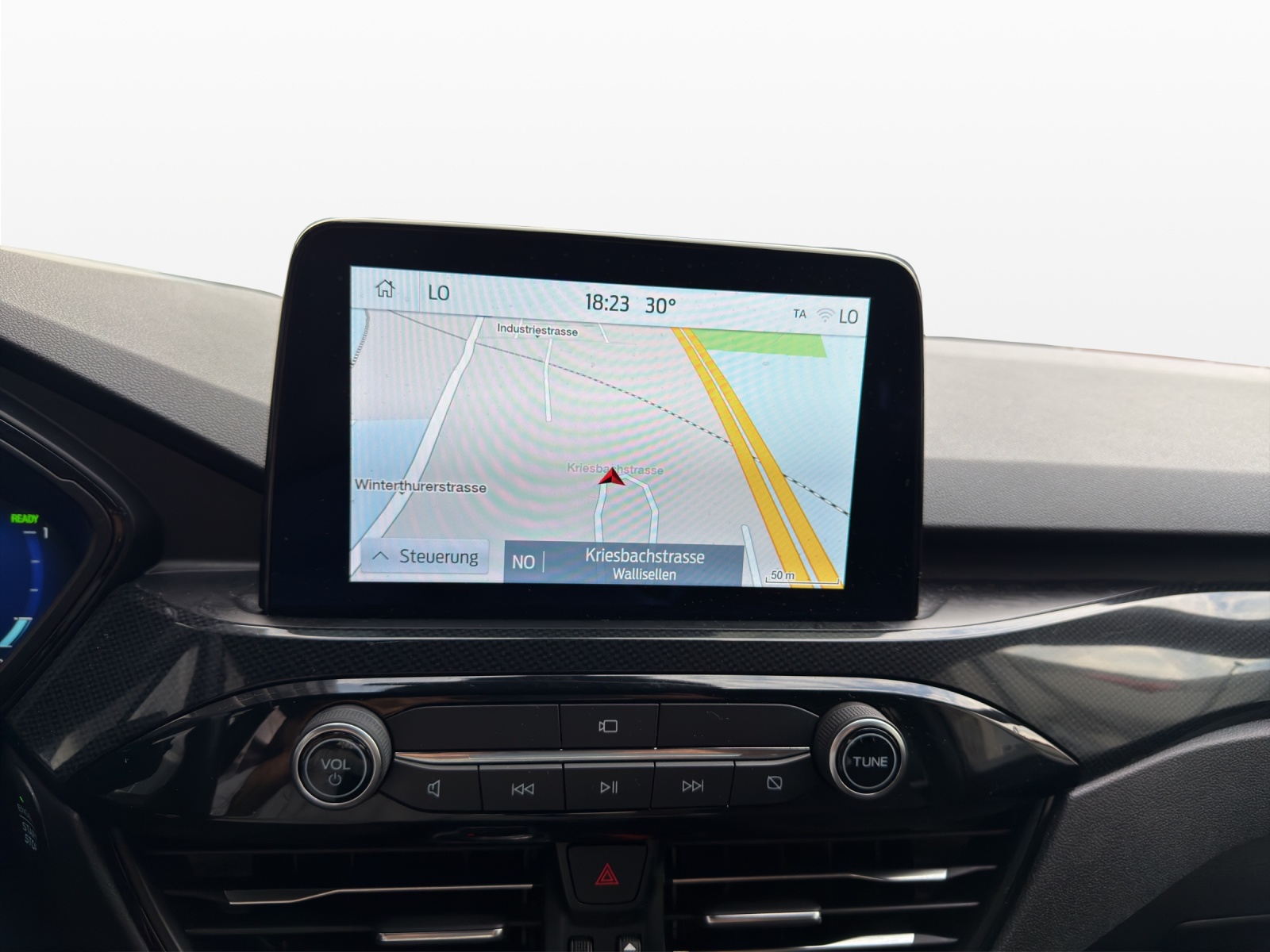 FORD Kuga 2.5 PHEV ST-Line 2WD-image-12