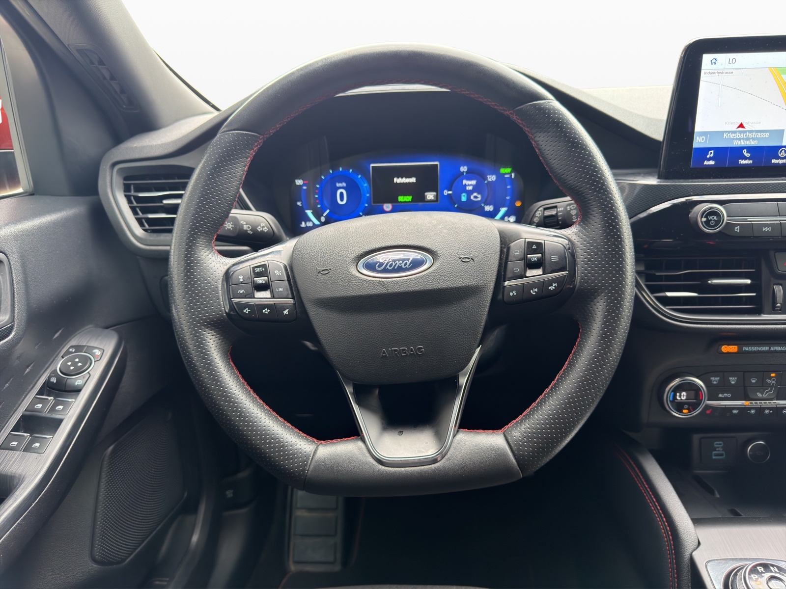 FORD Kuga 2.5 PHEV ST-Line 2WD-image-10