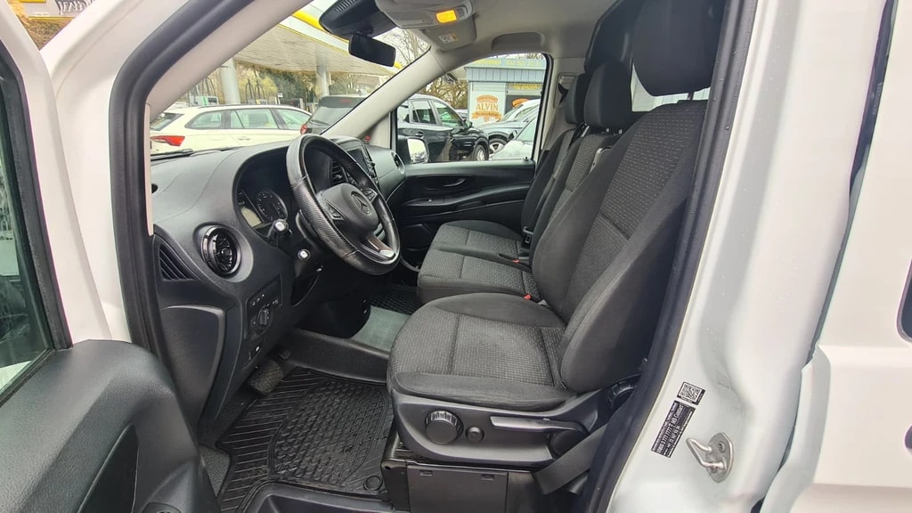 MERCEDES-BENZ Vito 114 CDI Extralang 9G-Tronic 4M Base ** 3-Plätzer ** Gr-Navi ** Anh-Kupplung ** Neues Modell 2023 **-image-12