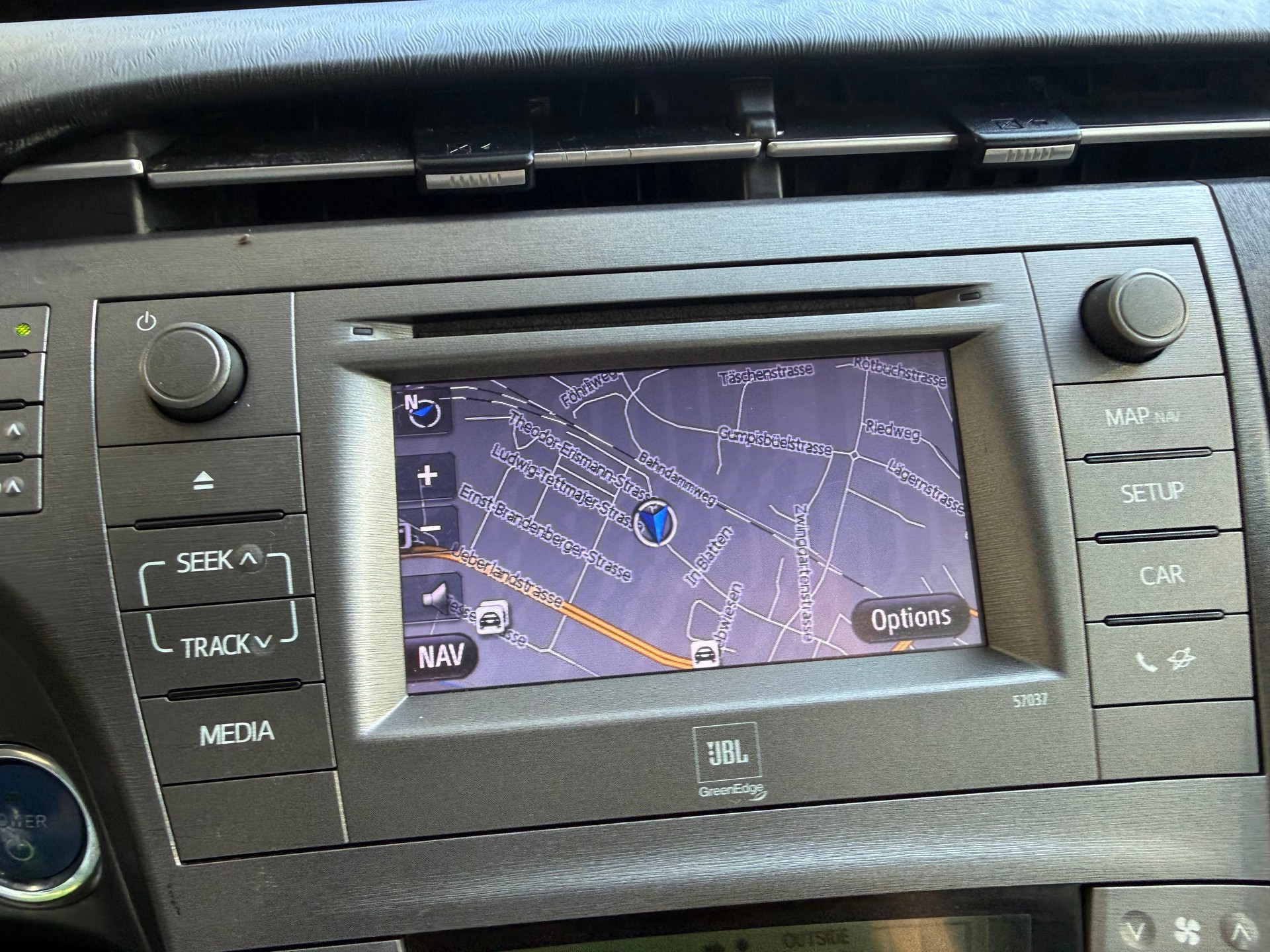 TOYOTA Prius 1.8 16V HSD Sol Premium-image-9