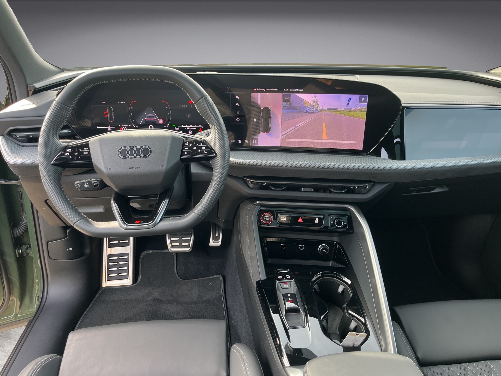 AUDI SQ5 TFSI quattro S-tronic*New Modell, S-Luftfederung, Head-up, Panodach, Head-up, Memory Massage*-image-12
