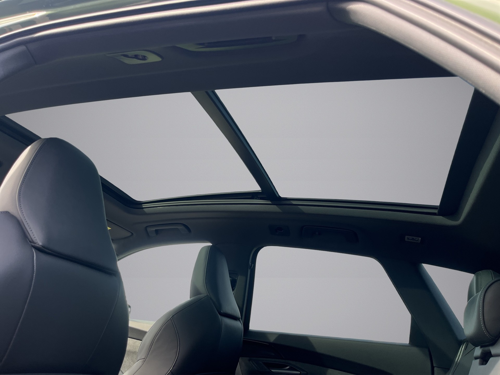 AUDI SQ5 TFSI quattro S-tronic*New Modell, S-Luftfederung, Head-up, Panodach, Head-up, Memory Massage*-image-11