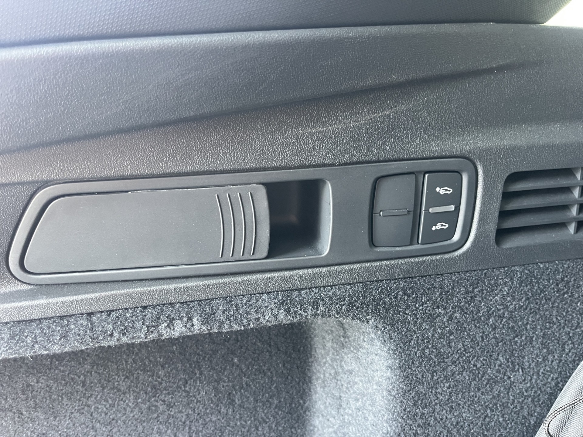 AUDI SQ5 TFSI quattro S-tronic*New Modell, S-Luftfederung, Head-up, Panodach, Head-up, Memory Massage*-image-21
