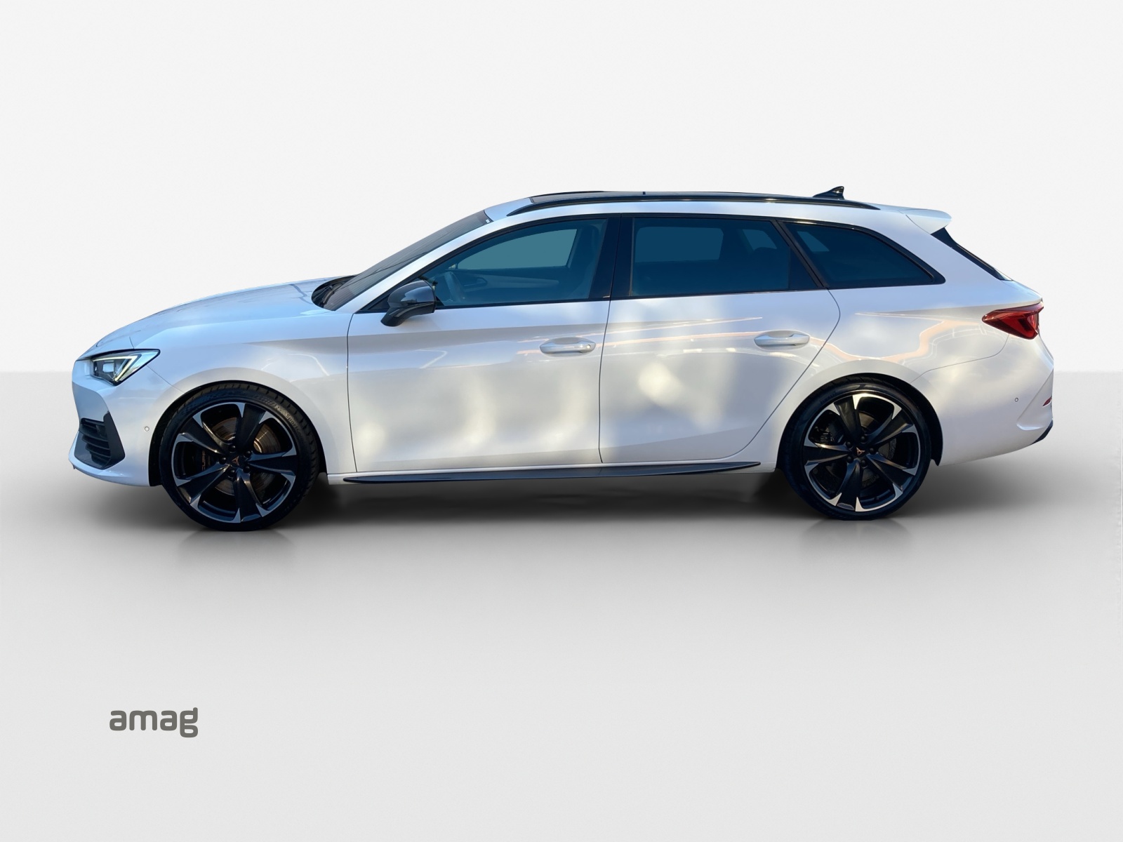 CUPRA LEON ST 2.0 TSI VZ DSG 4Drive-image-1