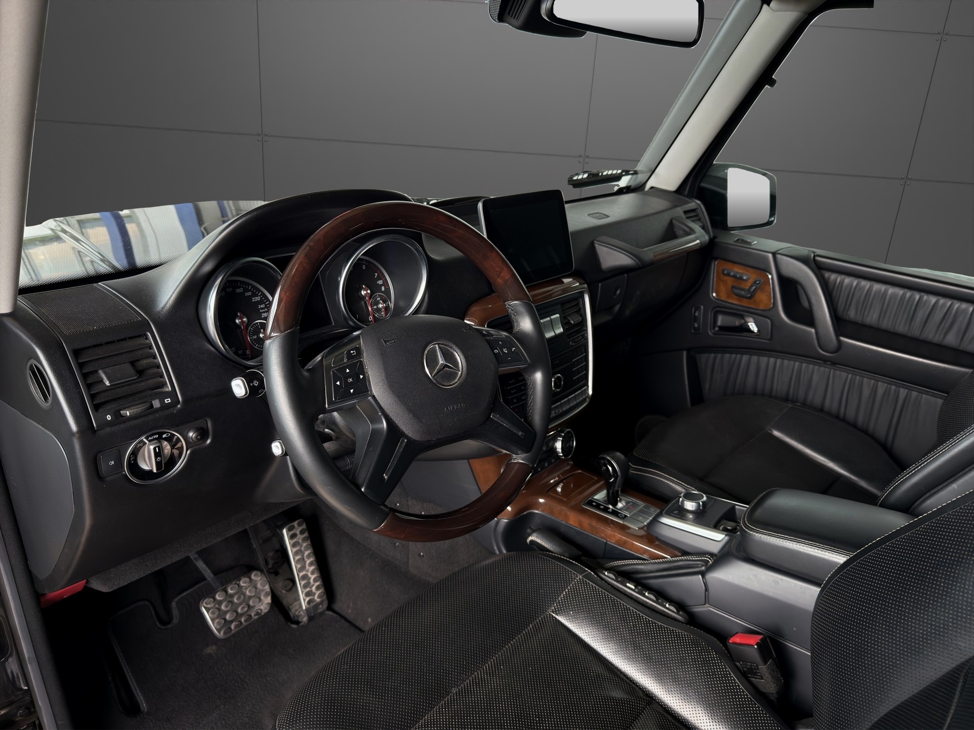 MERCEDES-BENZ G 500 7G-Tronic-image-8