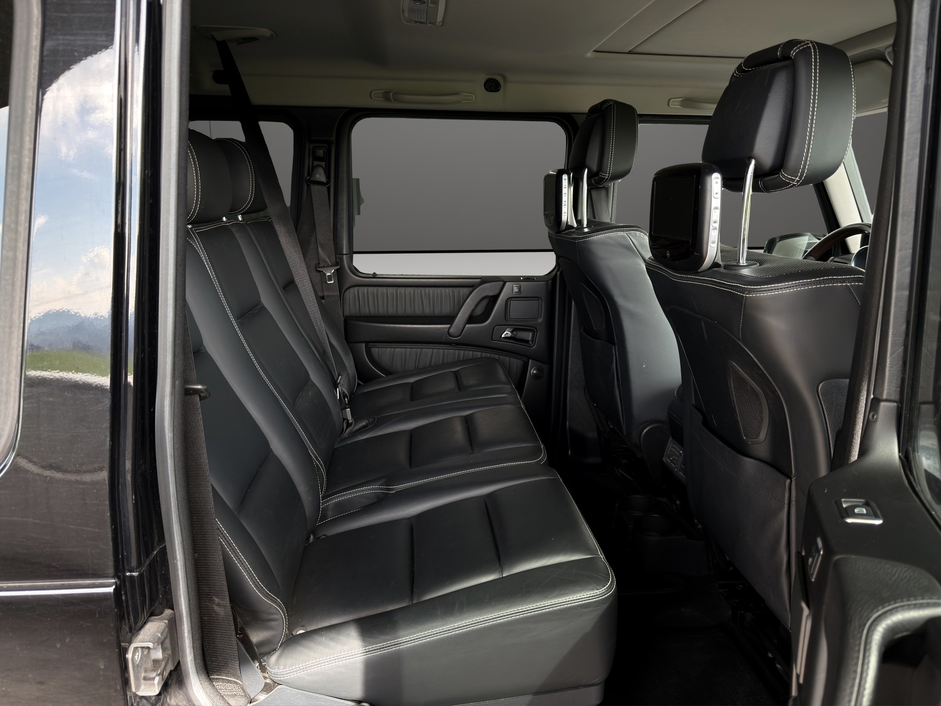 MERCEDES-BENZ G 500 7G-Tronic-image-9