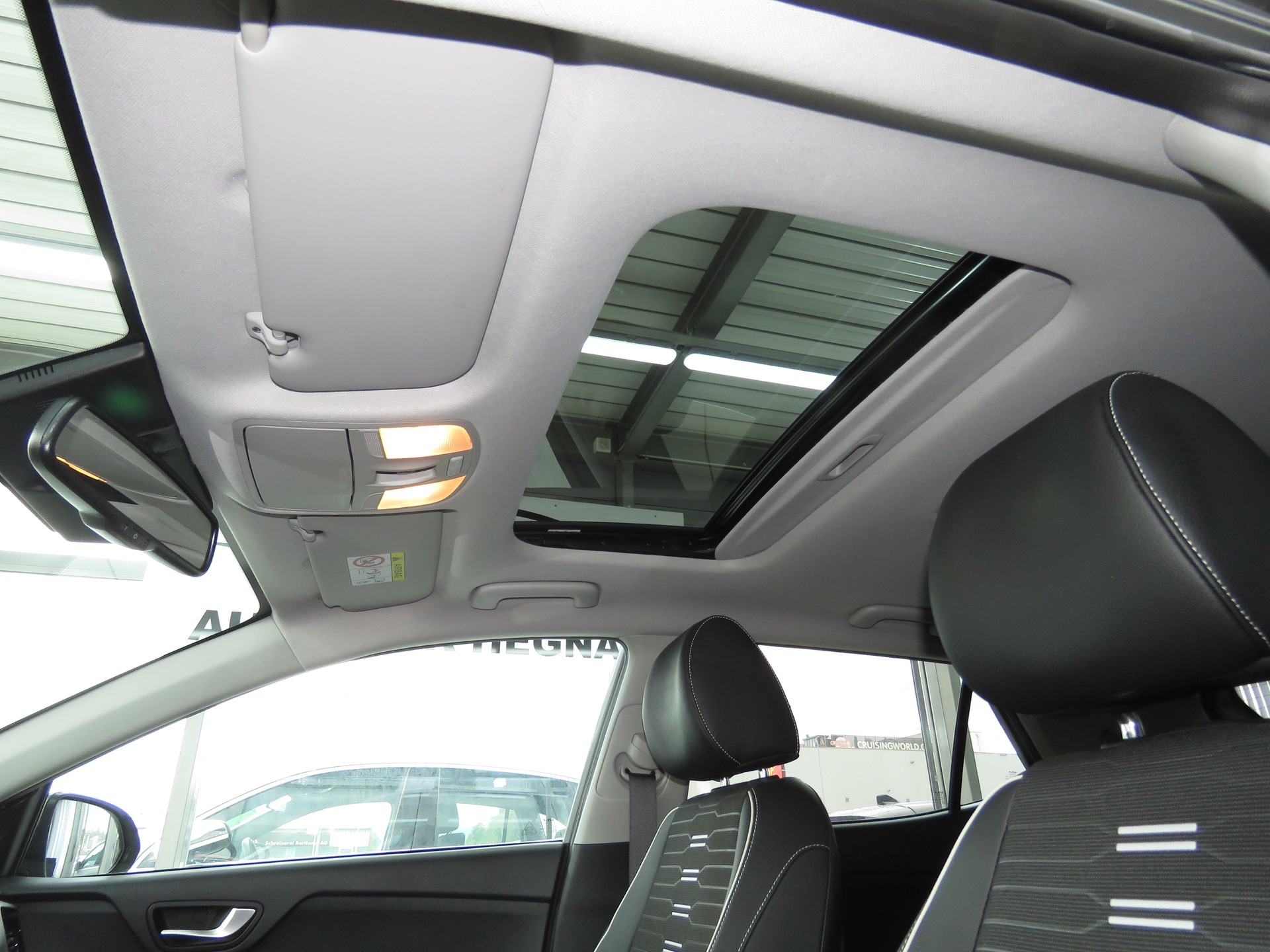 KIA Stonic 1.0 T-GDI MHEV GT-Line DCT (Automat)-image-9