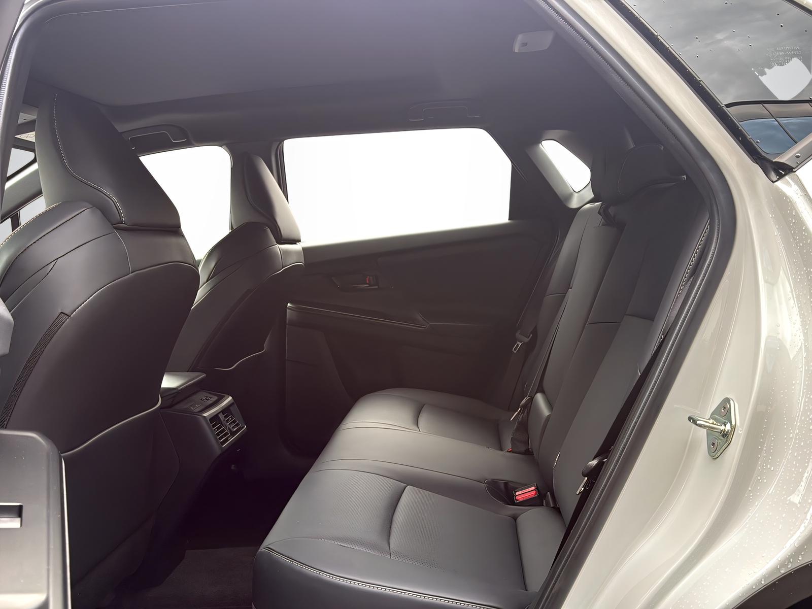 TOYOTA bZ4X Premium AWD-image-9