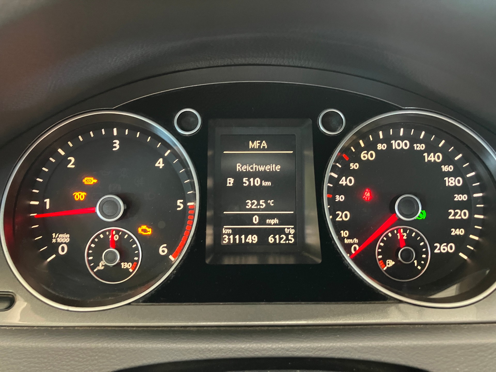 VW Passat Variant 2.0 TDI Trendline DSG-image-18
