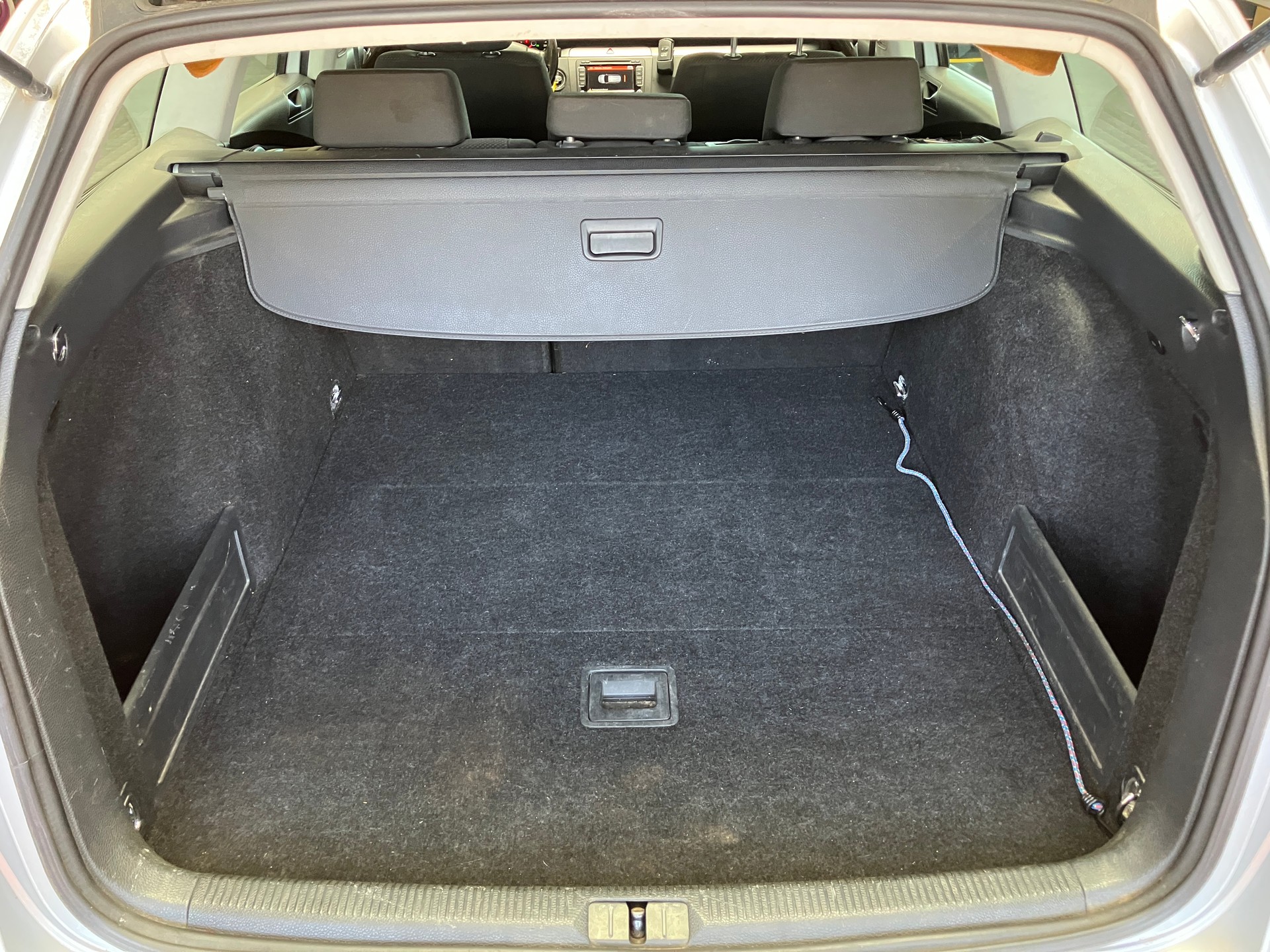 VW Passat Variant 2.0 TDI Trendline DSG-image-22