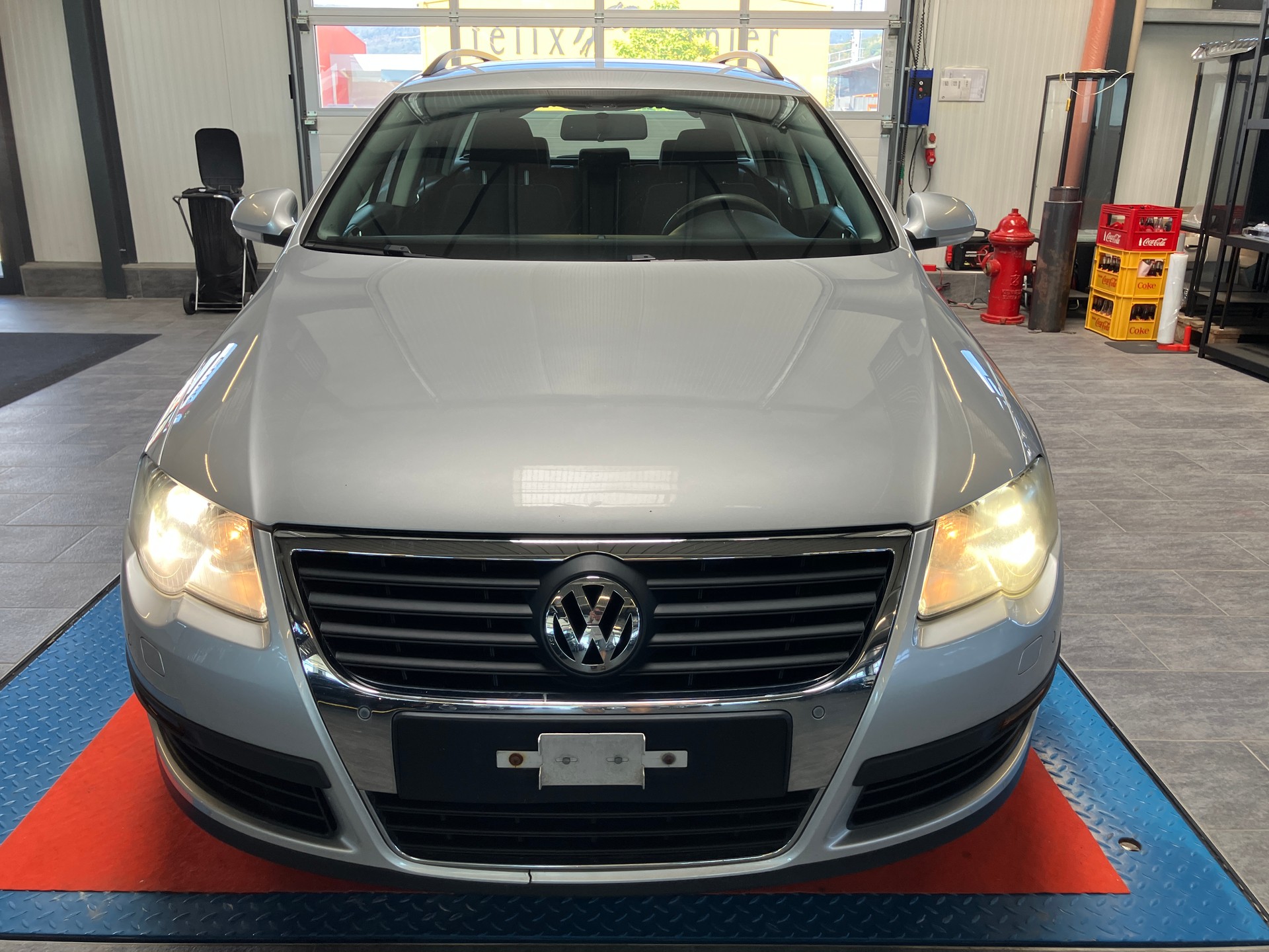 VW Passat Variant 2.0 TDI Trendline DSG-image-8