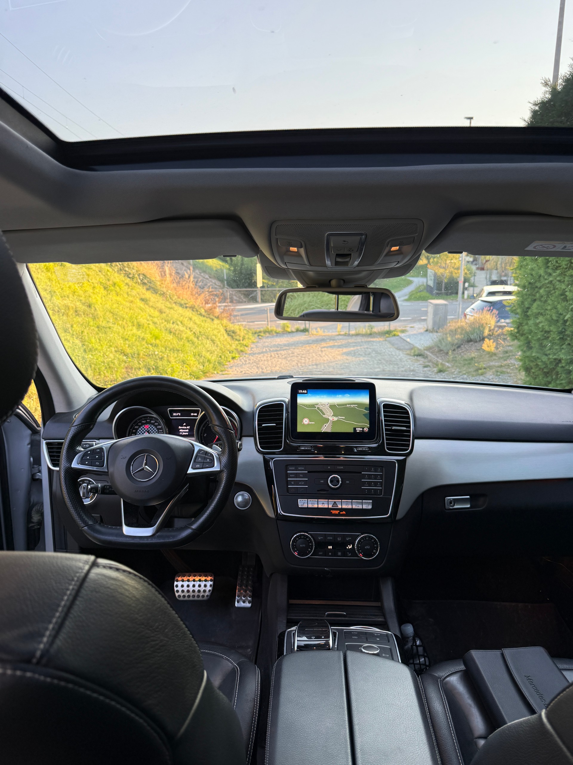 MERCEDES-BENZ GLE 350 d Executive 4Matic 9G-Tronic-image-6