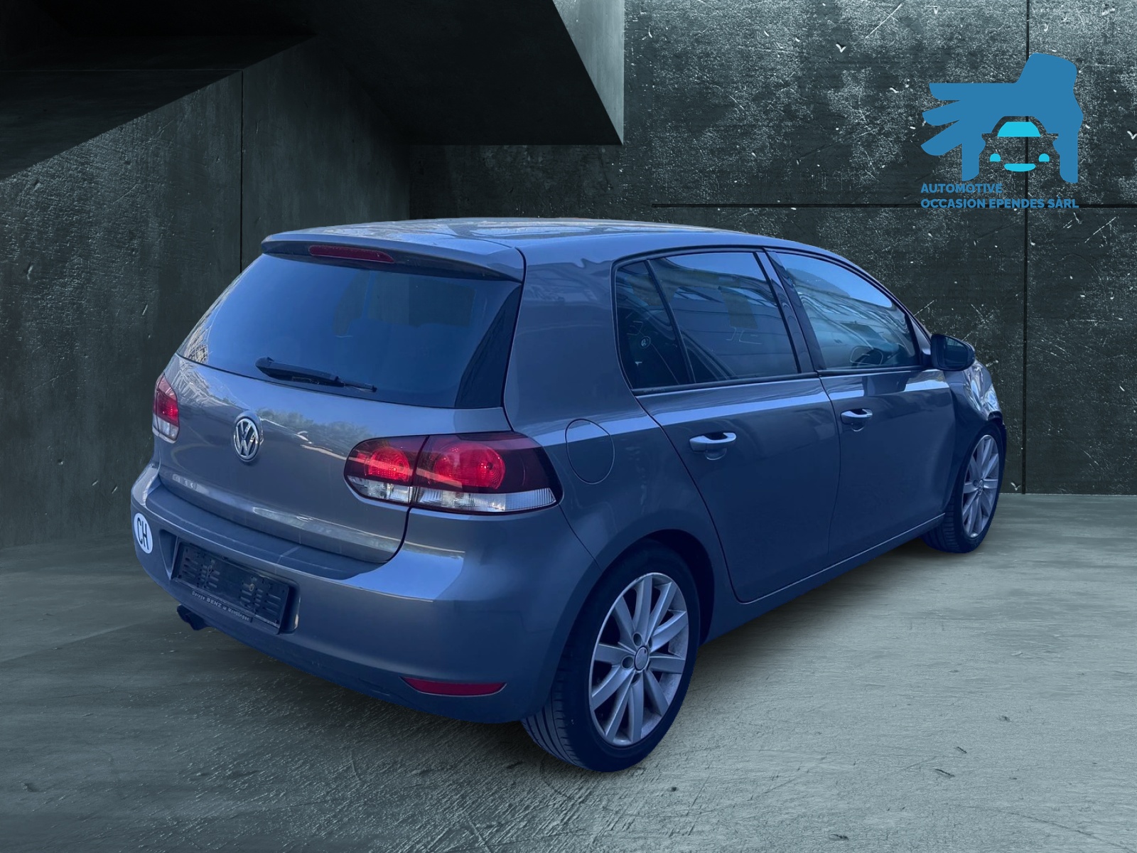 VW Golf 2.0 TDI Highline-image-2