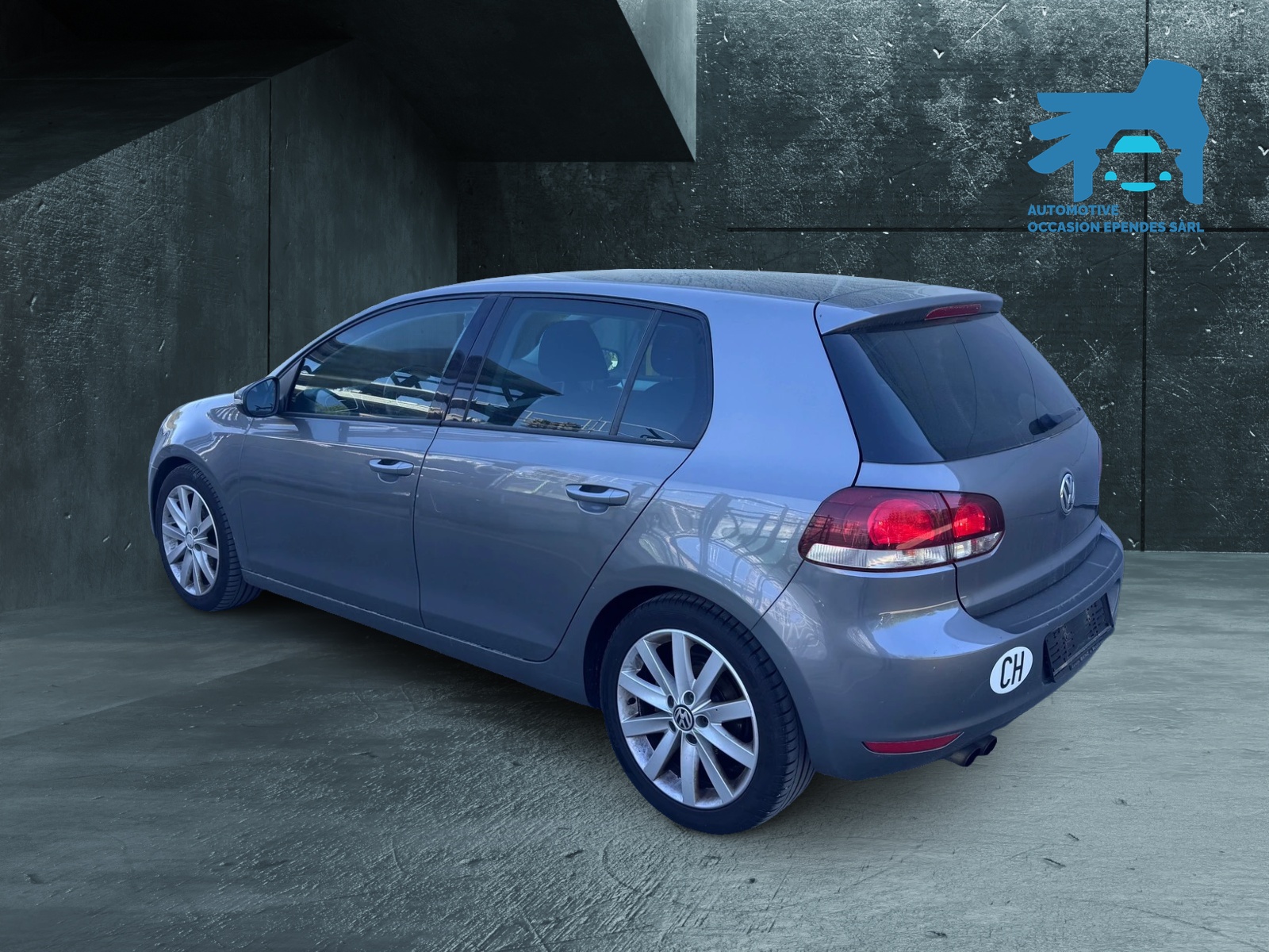 VW Golf 2.0 TDI Highline-image-1