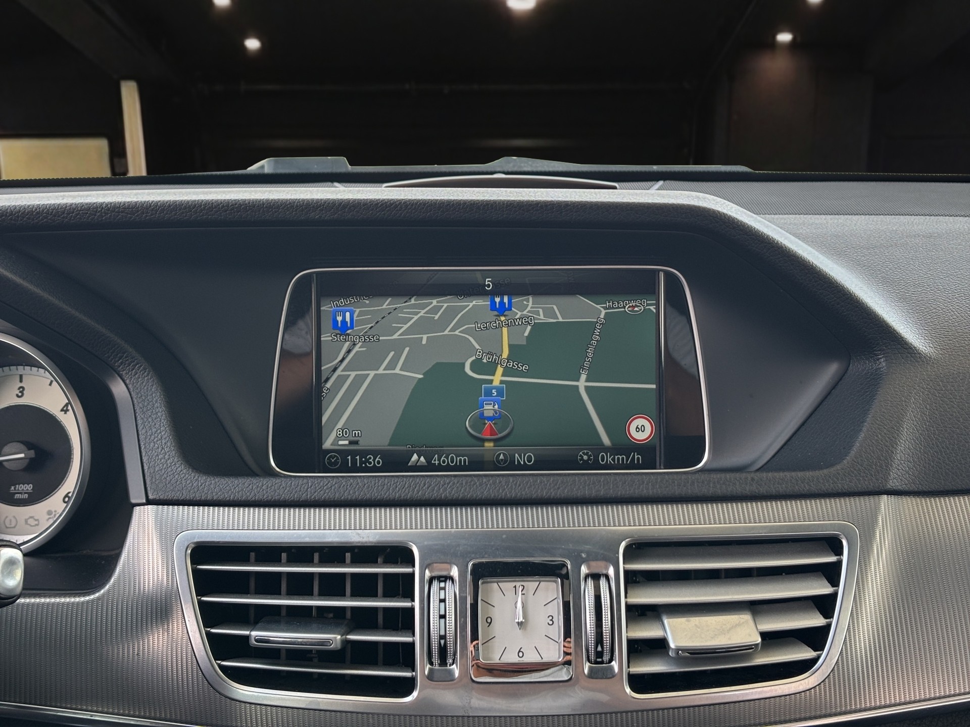 MERCEDES-BENZ E 200 CDI BlueTec Avantgarde Kombi-image-15