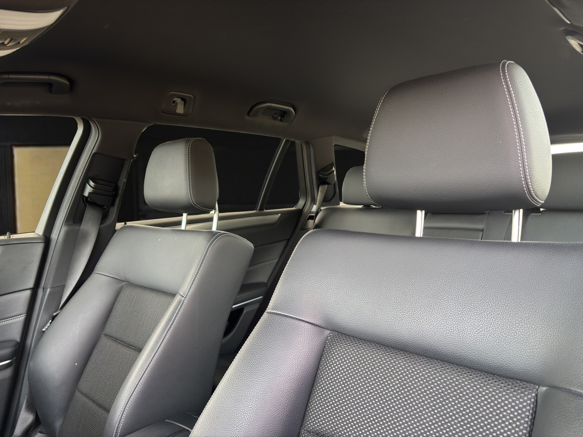 MERCEDES-BENZ E 200 CDI BlueTec Avantgarde Kombi-image-9