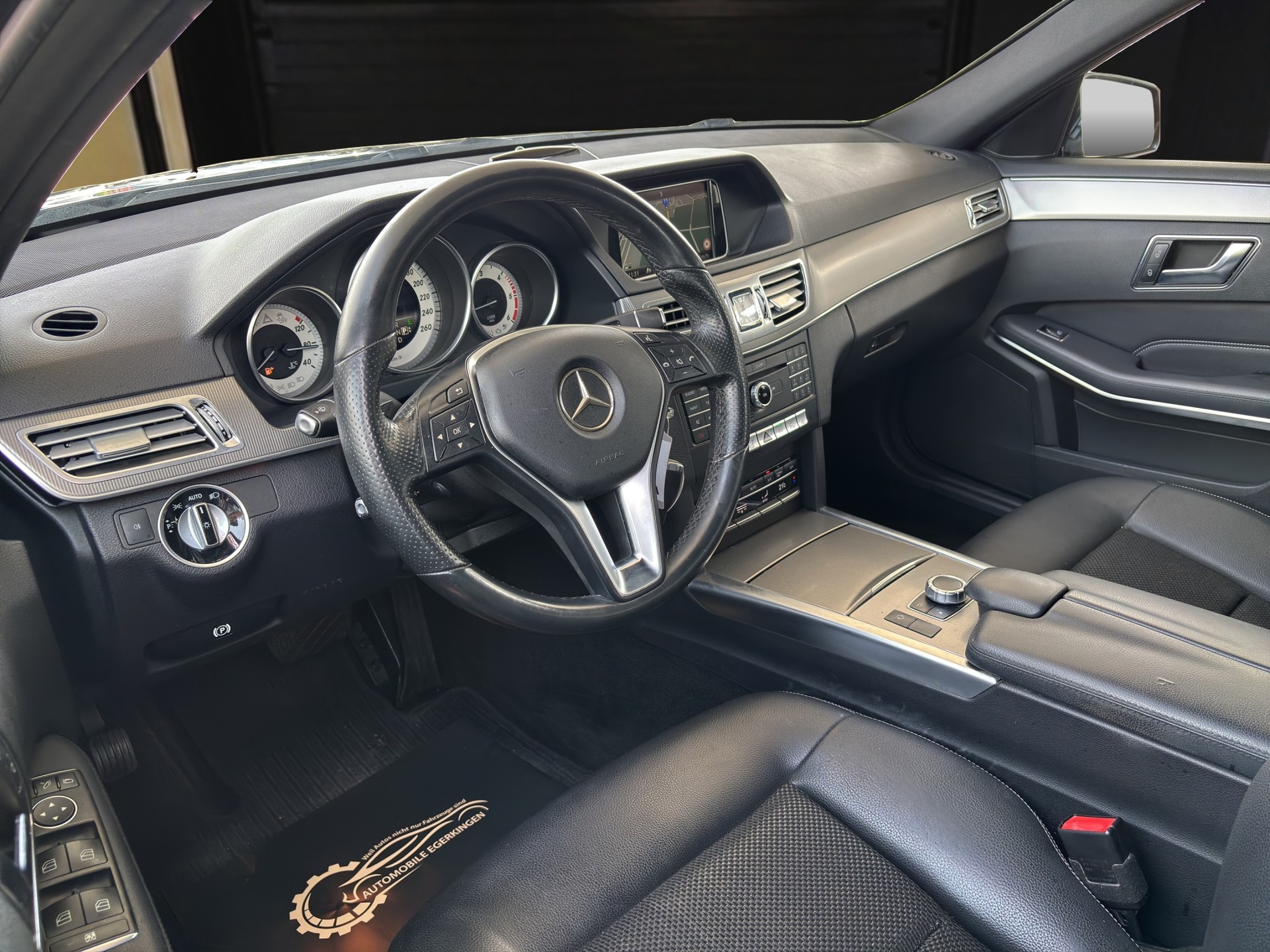MERCEDES-BENZ E 200 CDI BlueTec Avantgarde Kombi-image-8