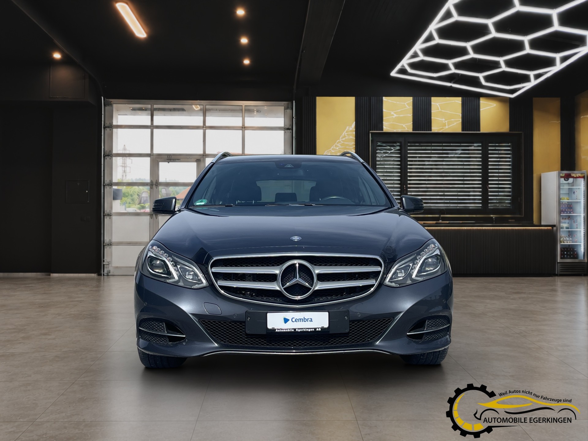 MERCEDES-BENZ E 200 CDI BlueTec Avantgarde Kombi-image-1