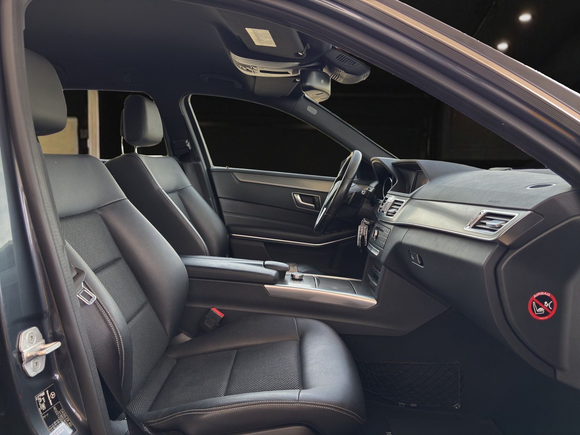 MERCEDES-BENZ E 200 CDI BlueTec Avantgarde Kombi-image-10