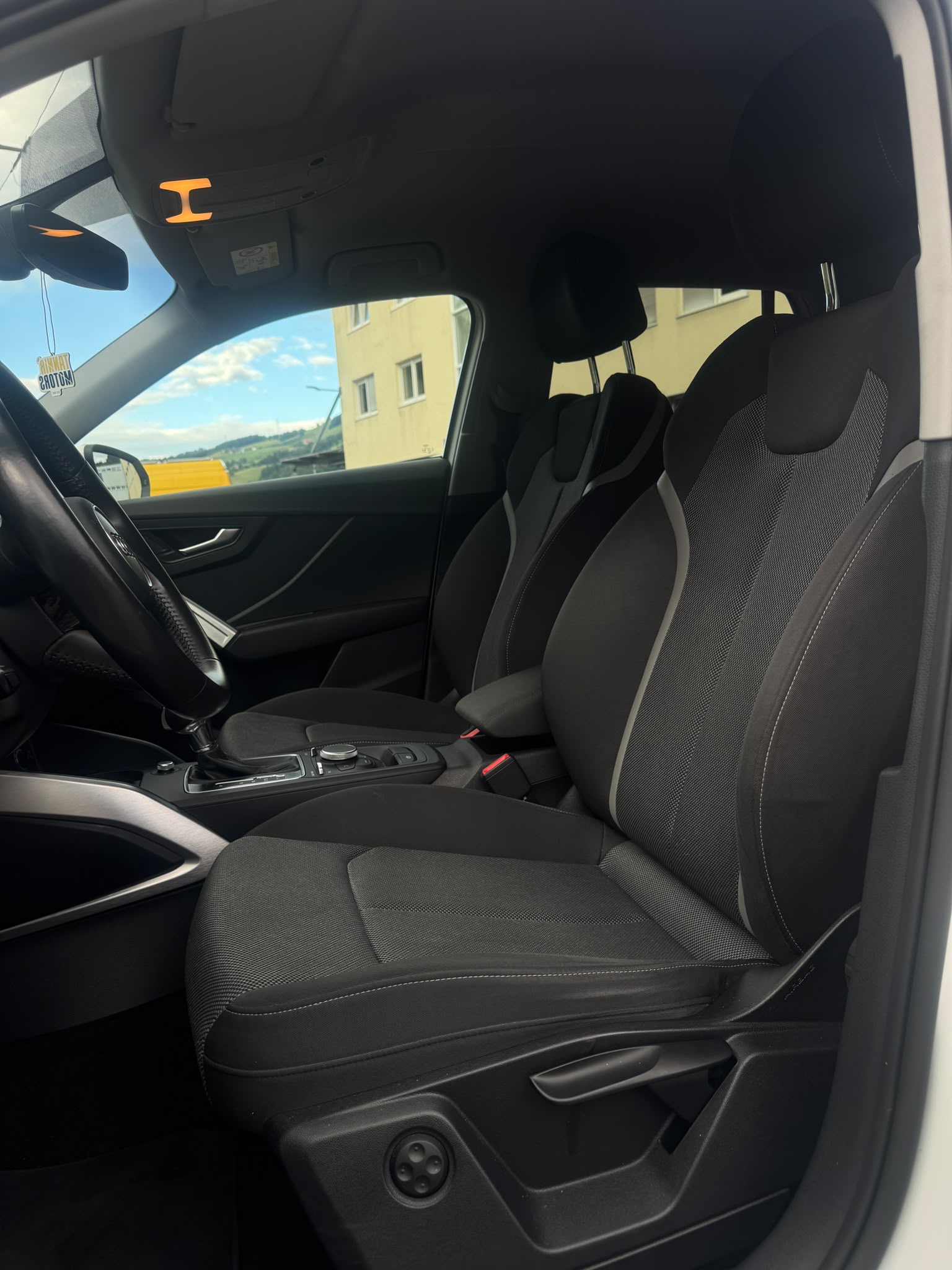 AUDI Q2 1.4 TFSI sport S-tronic-image-8