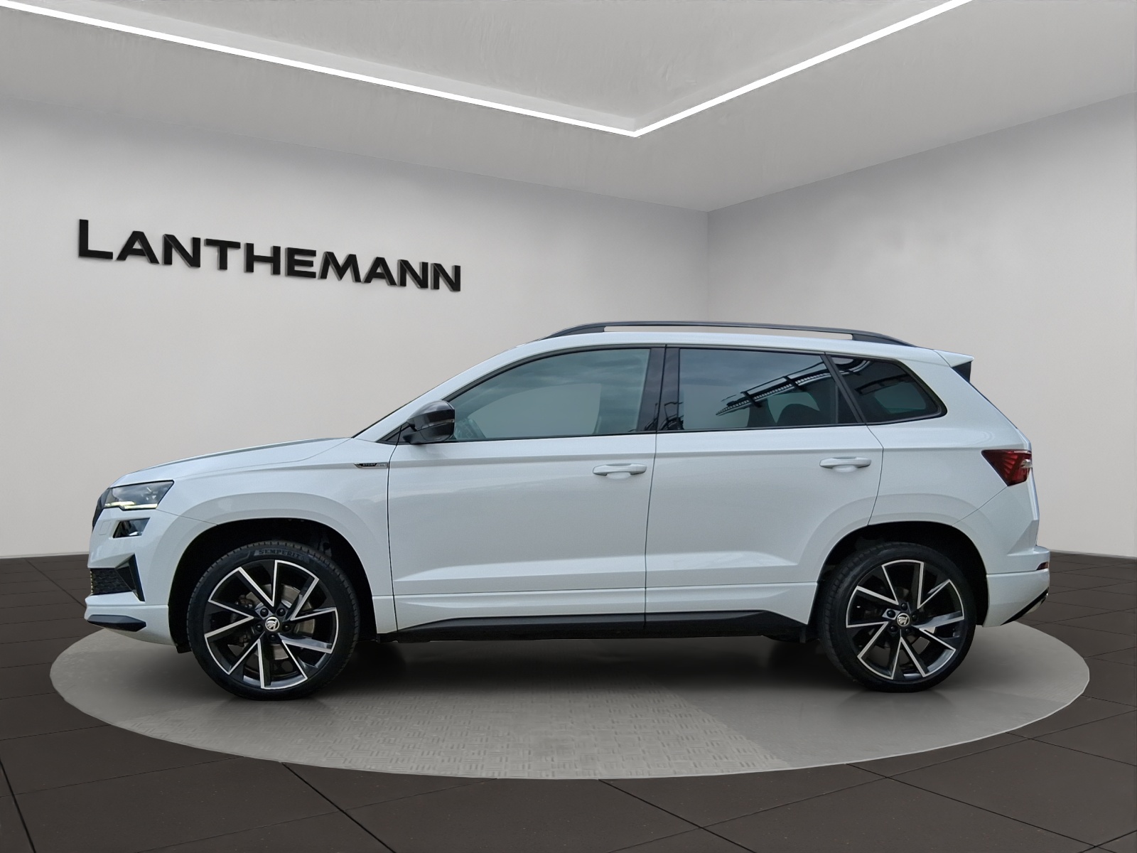 SKODA Karoq 1.5 TSI SportLine DSG-showroom-element-1