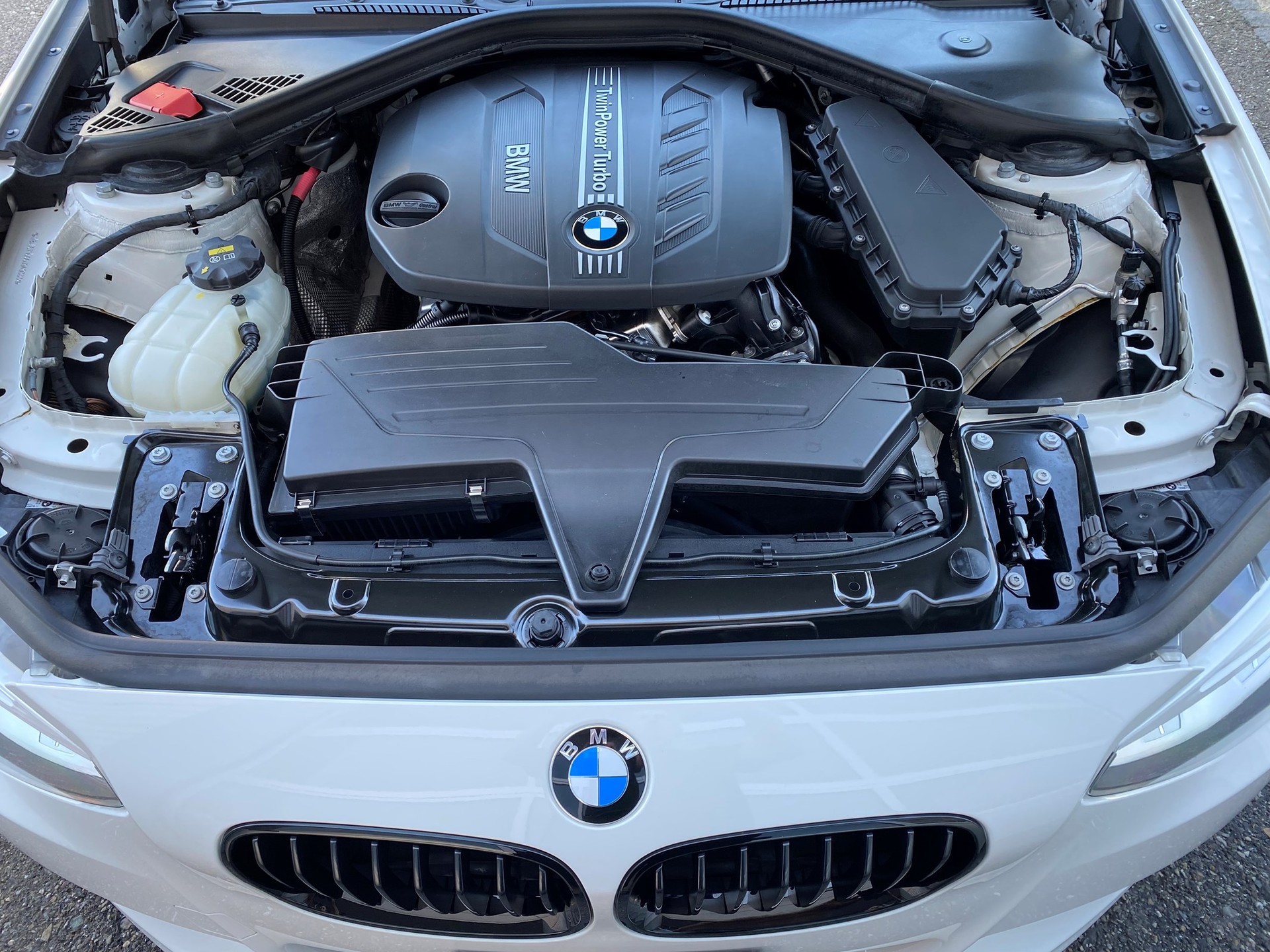 BMW 116d Sport Line-image-4