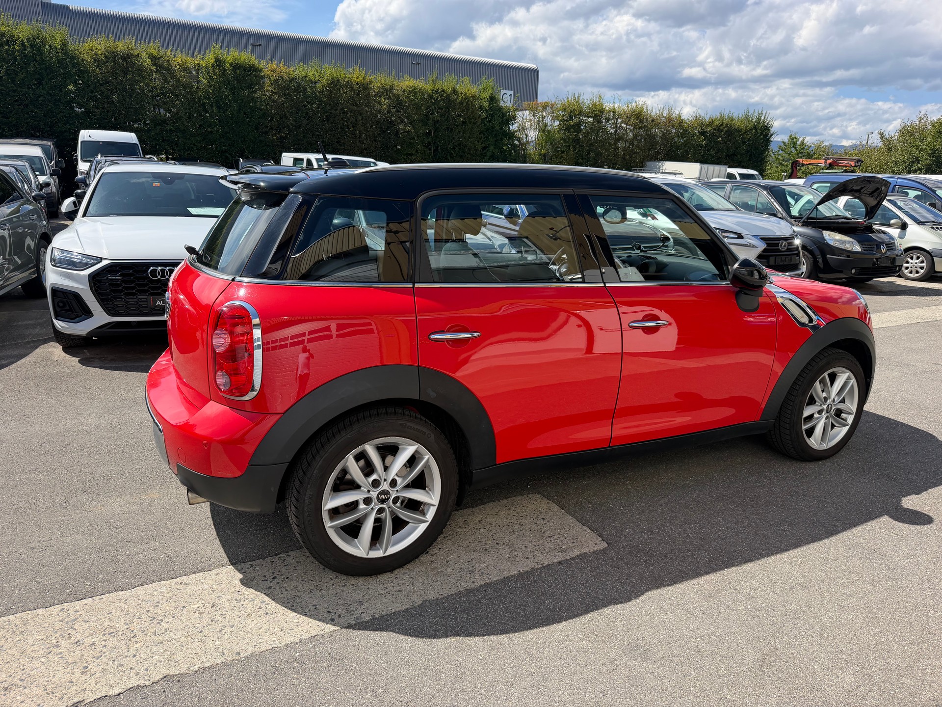 MINI Countryman Cooper FWD-image-5