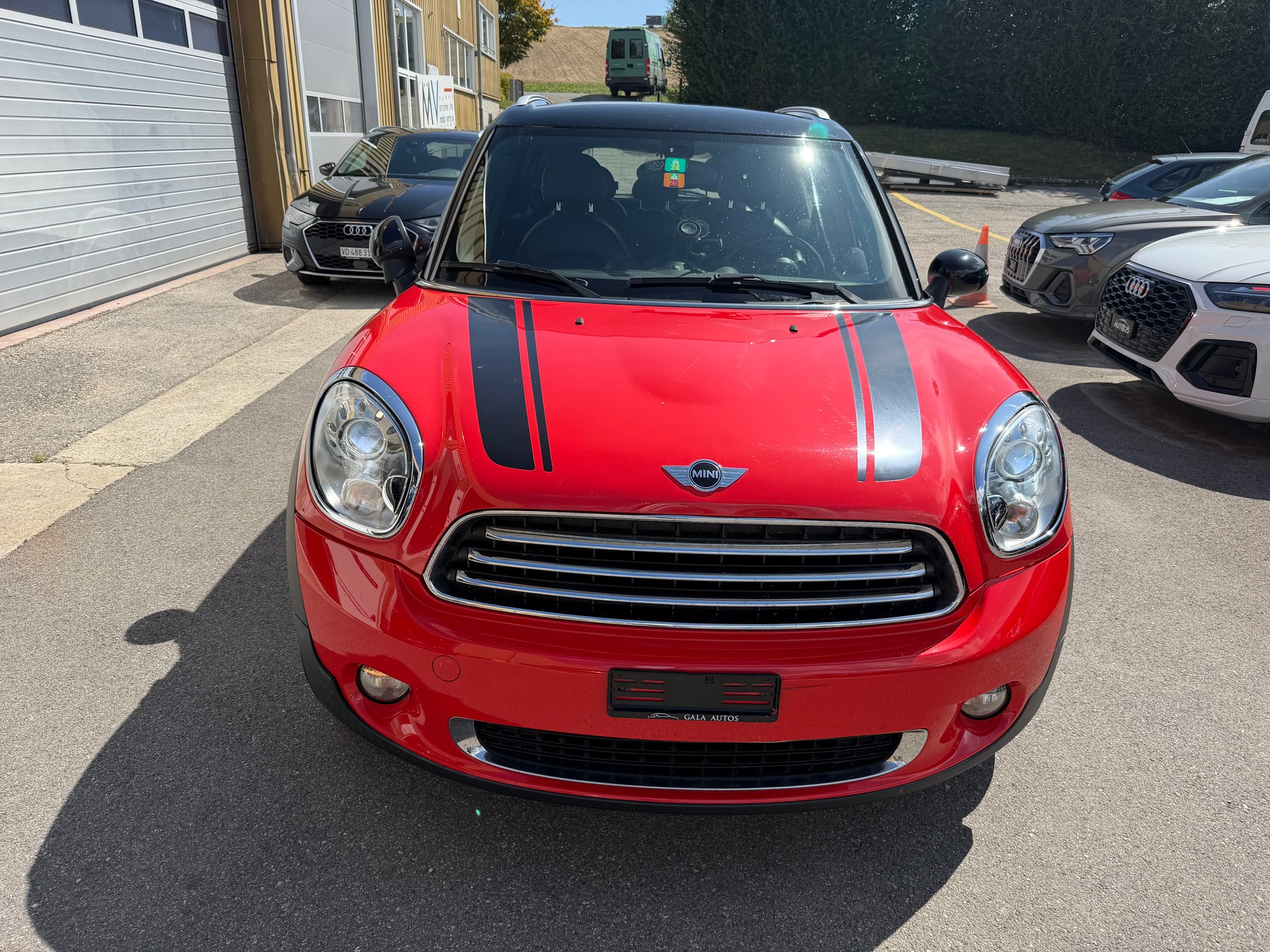 MINI Countryman Cooper FWD-image-1