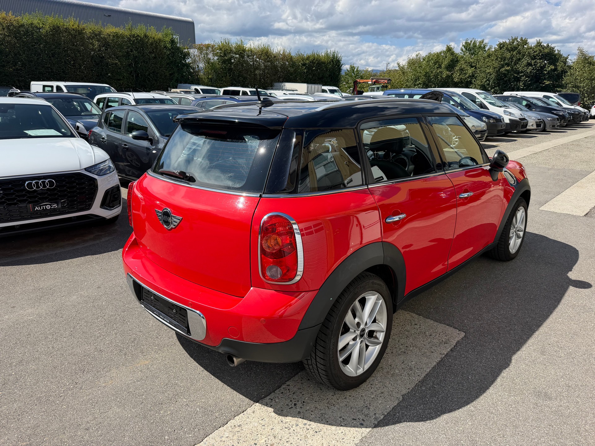 MINI Countryman Cooper FWD-image-8