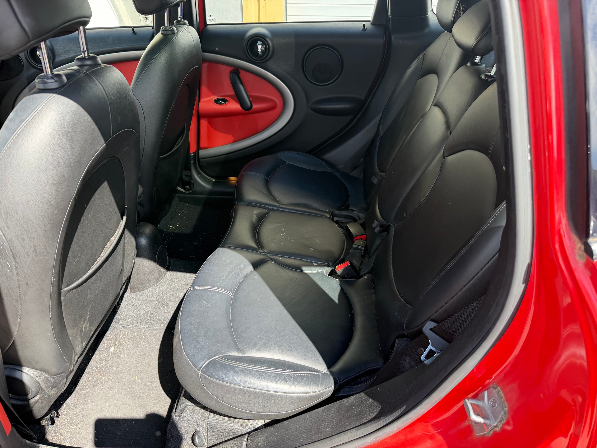 MINI Countryman Cooper FWD-image-3